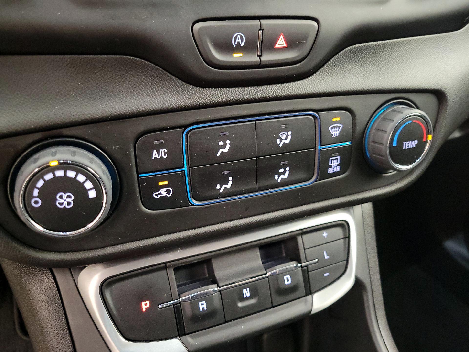 Thumbnail: 2024 GMC Terrain - 16