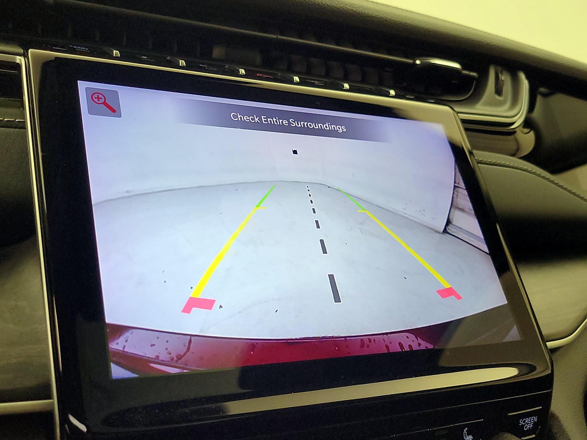 Thumbnail: 2023 Jeep Grand Cherokee - 14