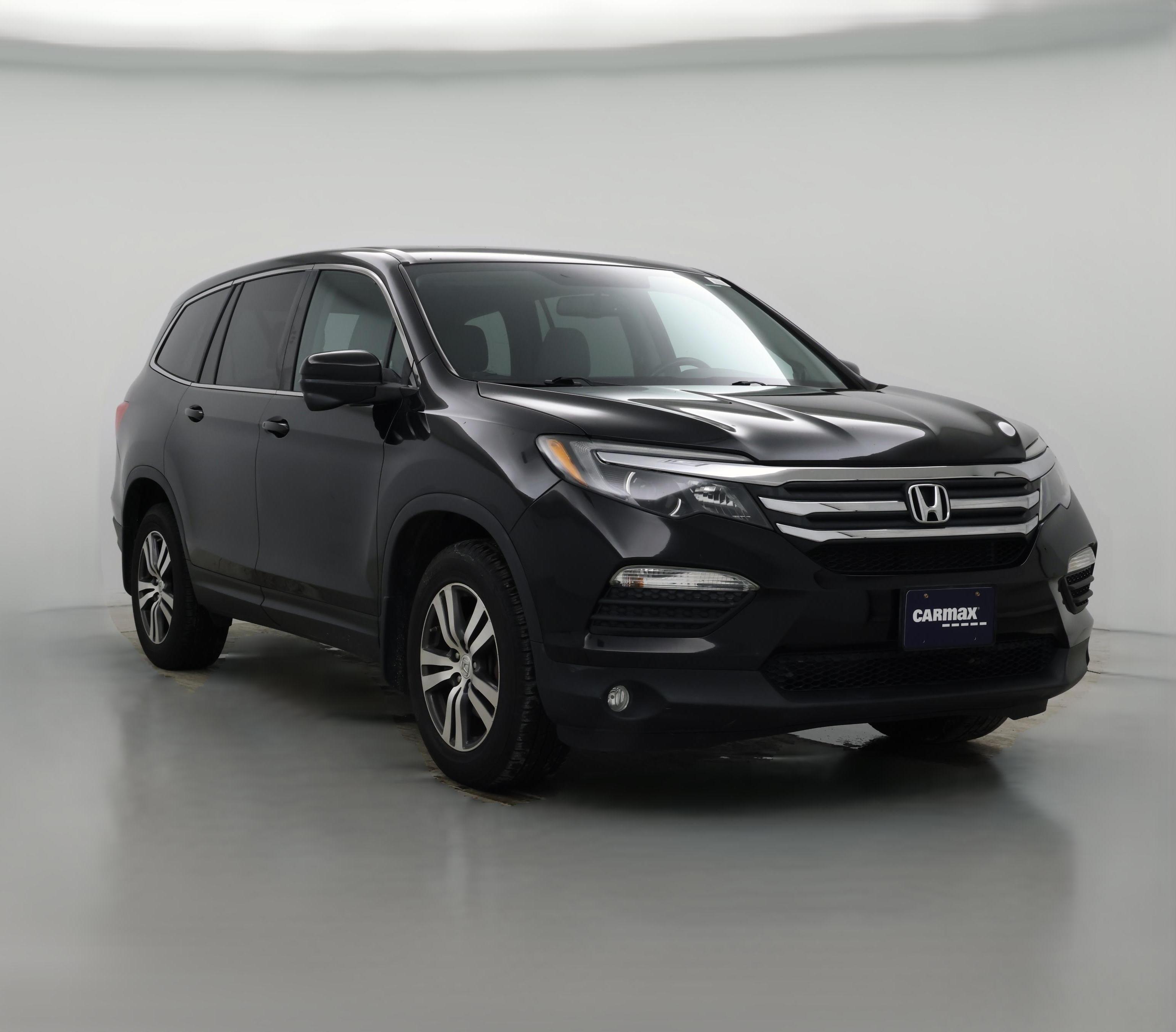 Thumbnail: 2017 Honda Pilot - 1