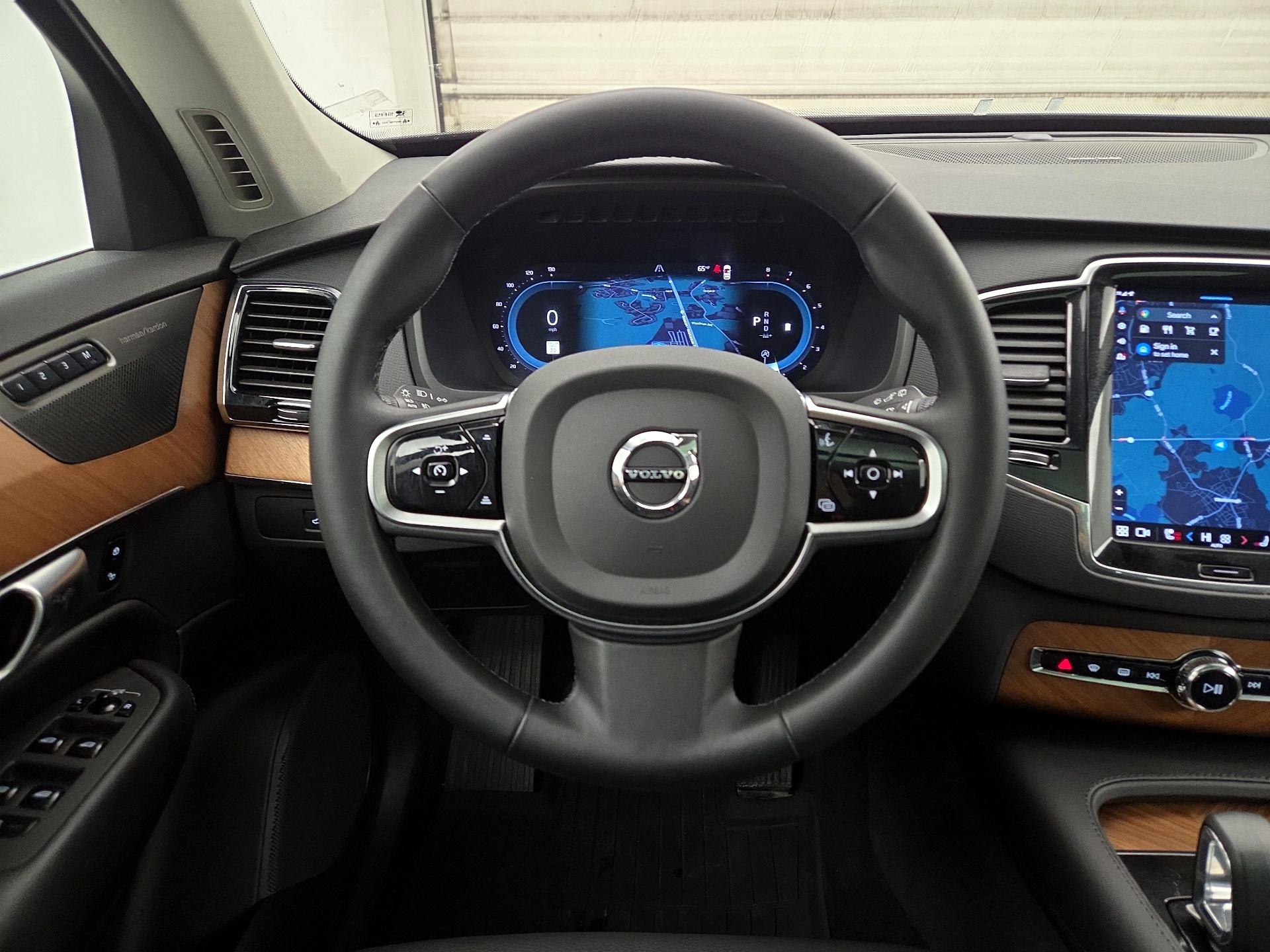 Thumbnail: 2023 Volvo XC90 - 10