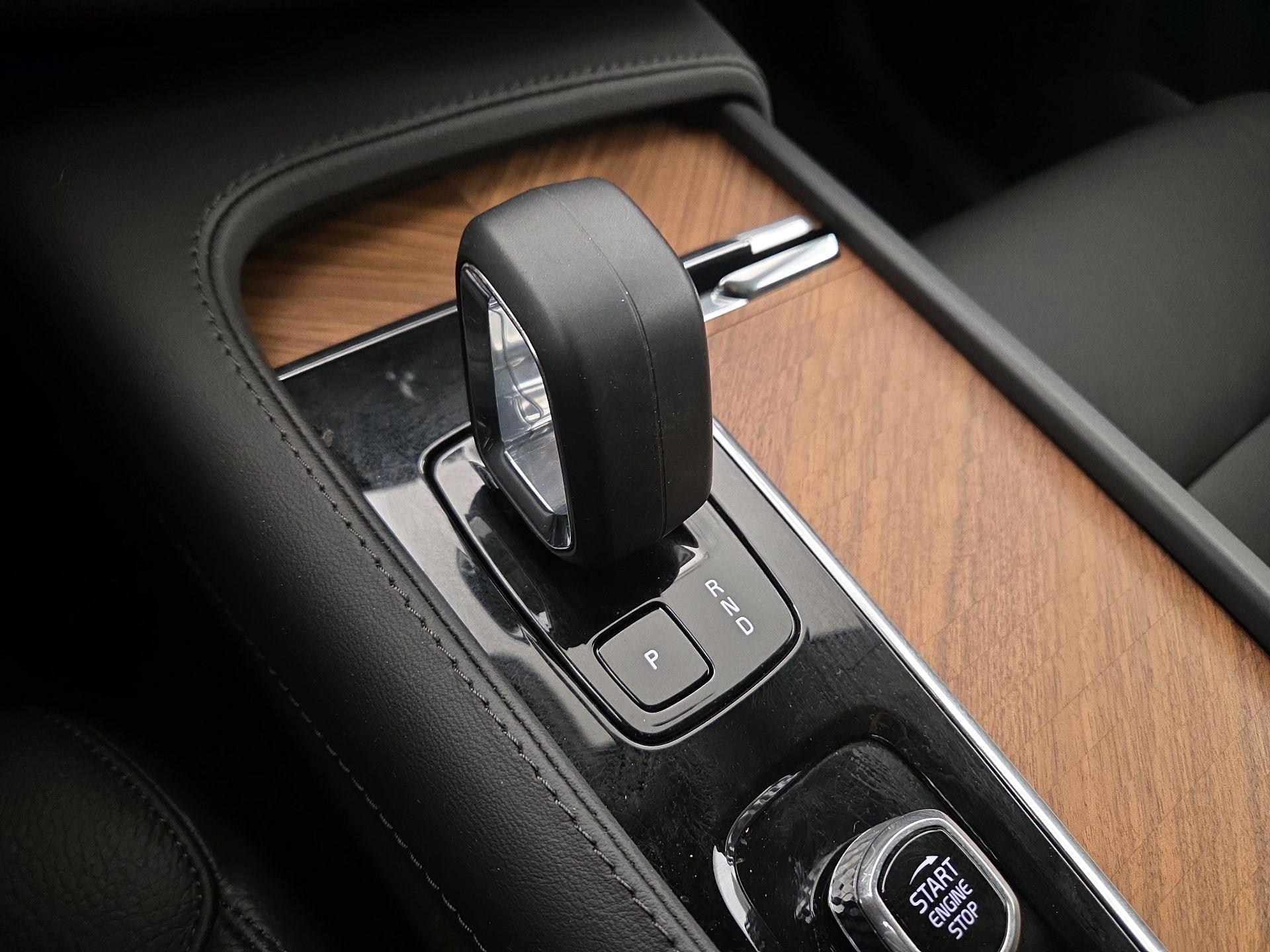 Thumbnail: 2023 Volvo XC90 - 18