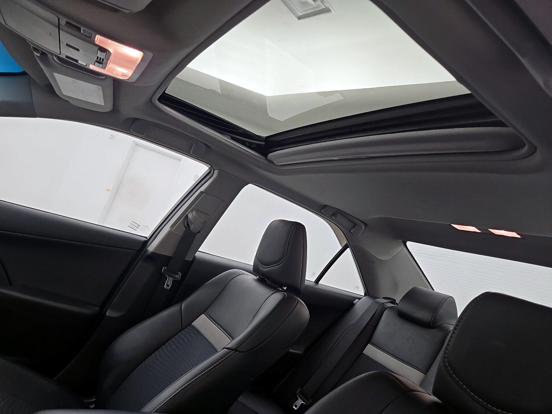 Thumbnail: 2014 Toyota Camry - 19