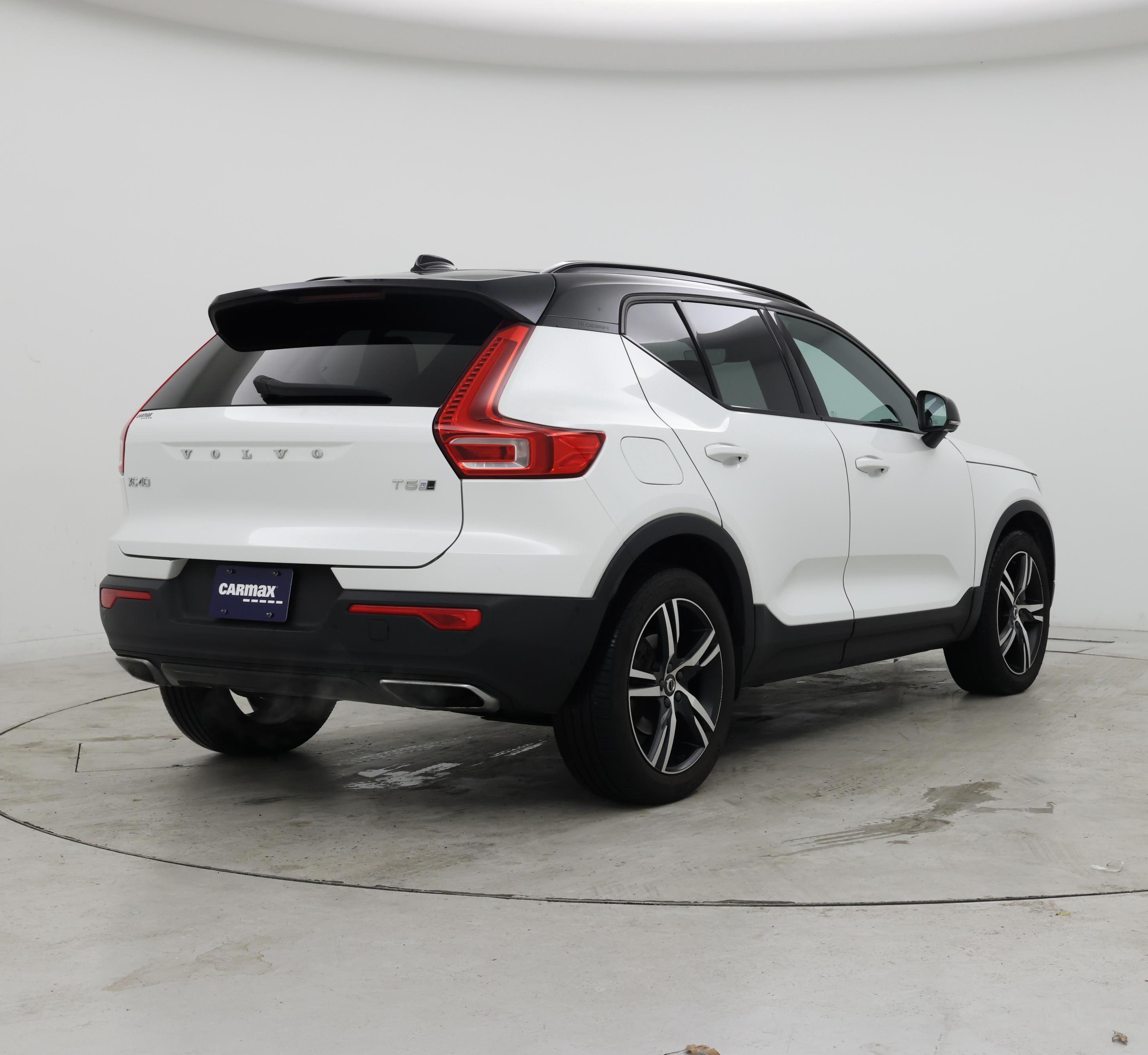 Thumbnail: 2019 Volvo XC40 - 8