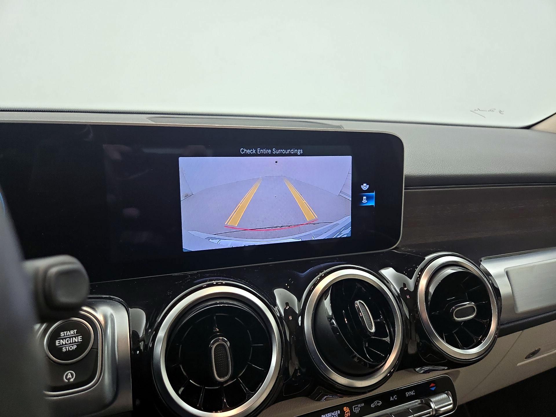 Thumbnail: 2021 Mercedes-Benz GLB - 14