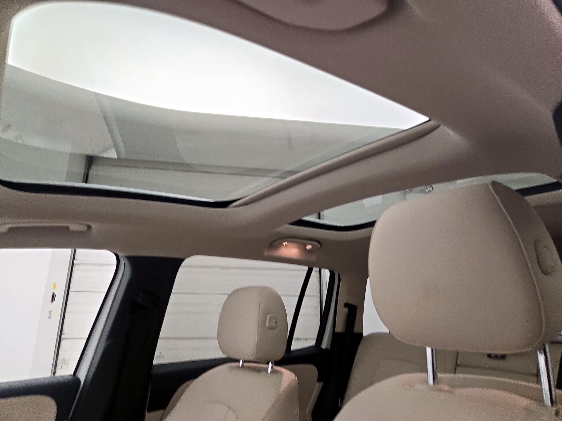 Thumbnail: 2021 Mercedes-Benz GLB - 19