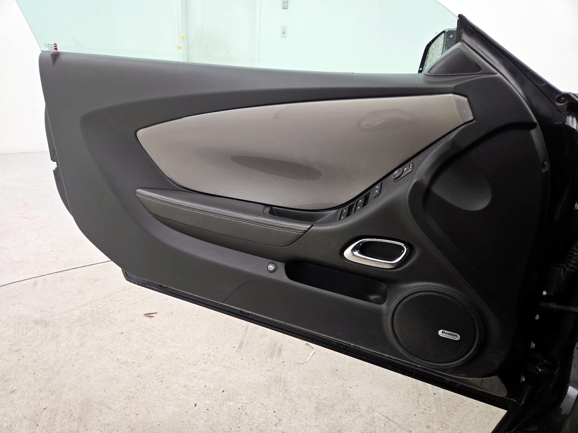 Thumbnail: 2015 Chevrolet Camaro - 12