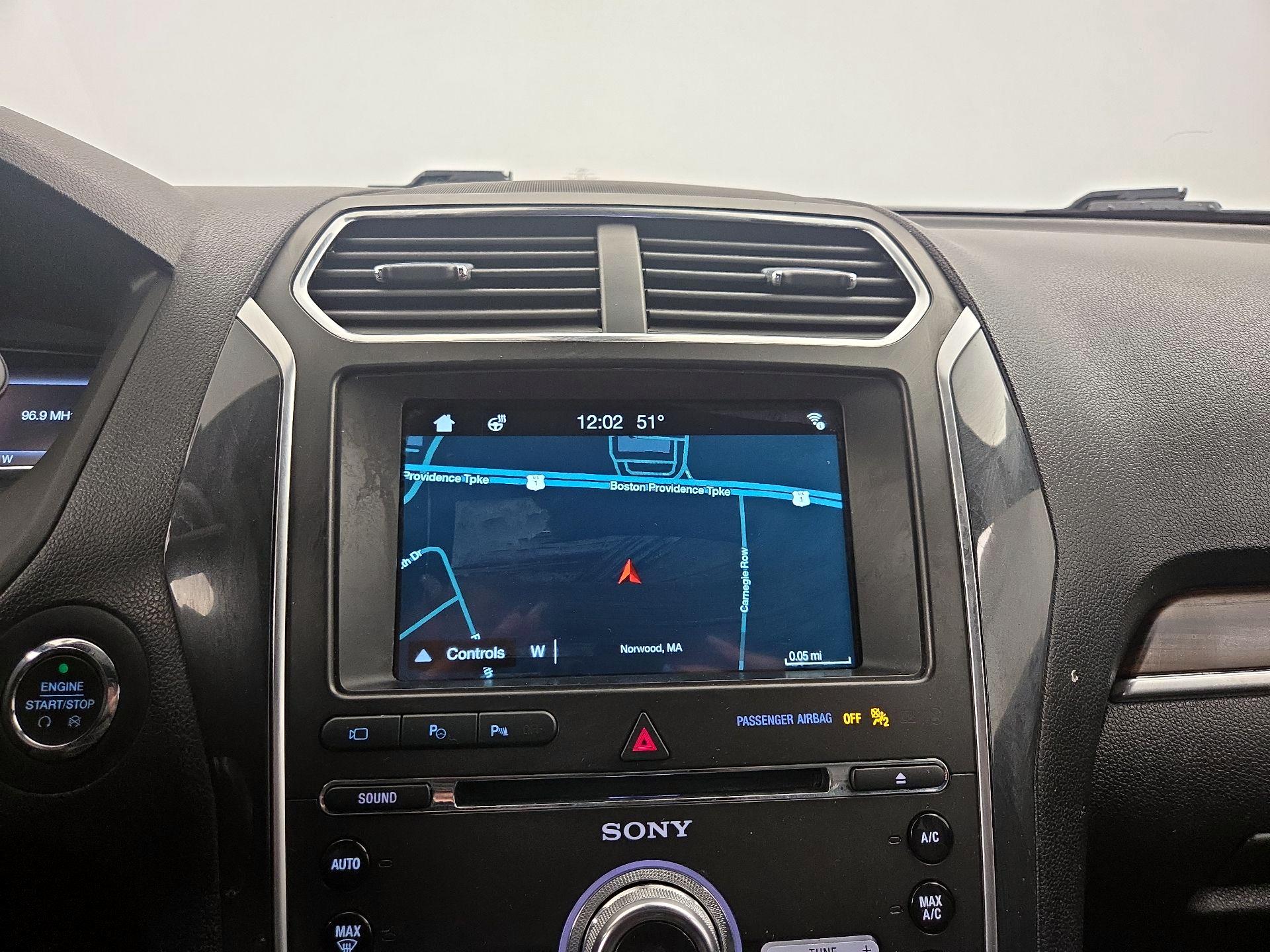 Thumbnail: 2018 Ford Explorer - 14