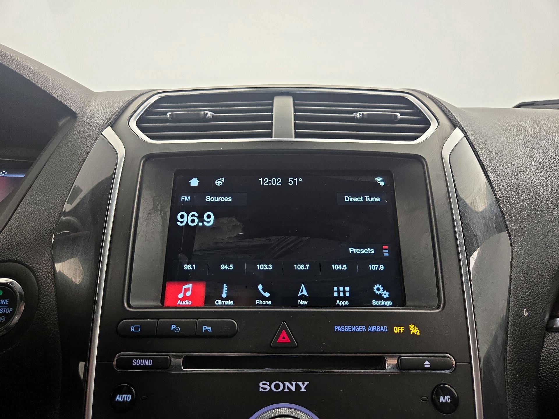 Thumbnail: 2018 Ford Explorer - 16