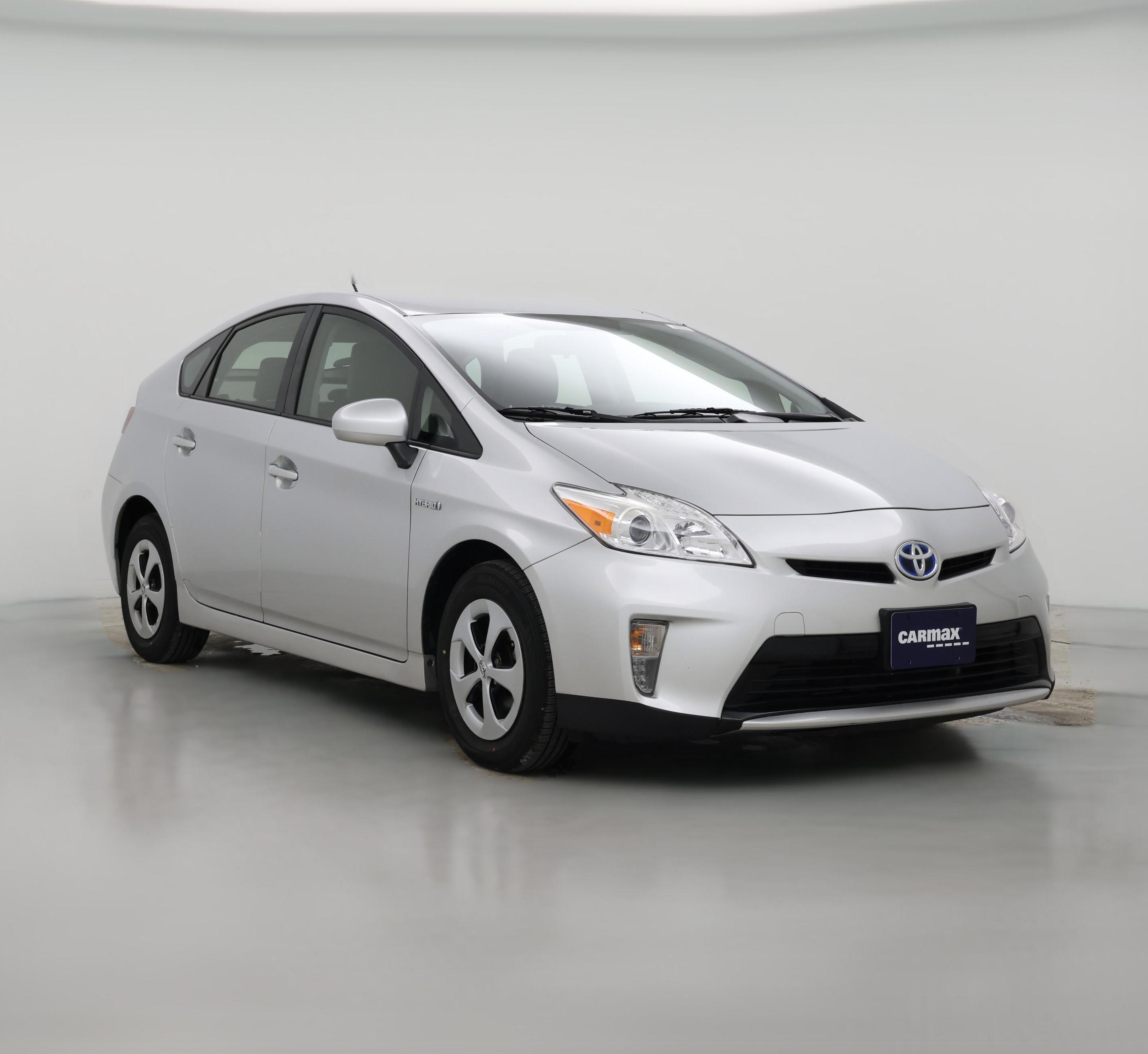 Thumbnail: 2015 Toyota Prius - 1