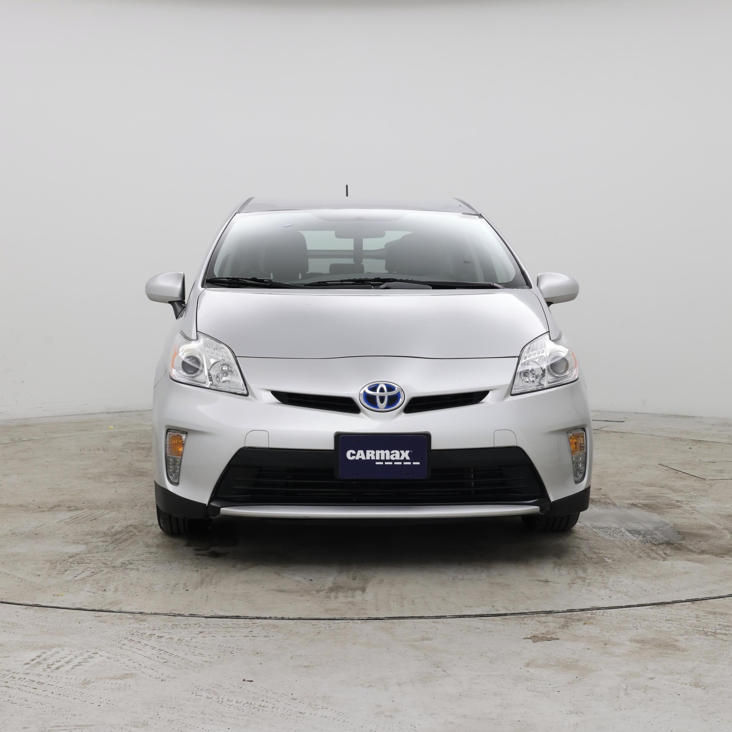 Thumbnail: 2015 Toyota Prius - 5