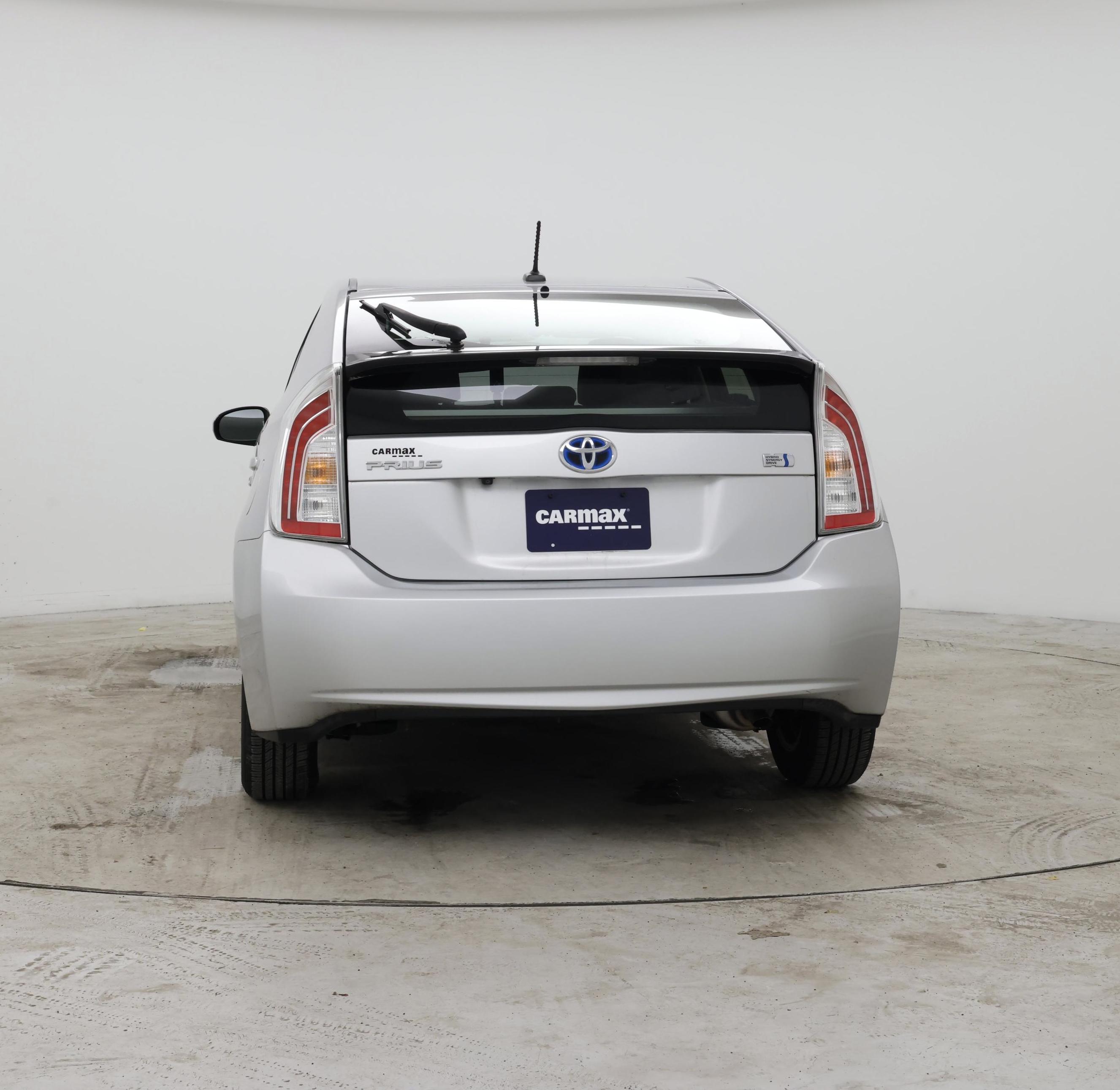 Thumbnail: 2015 Toyota Prius - 6