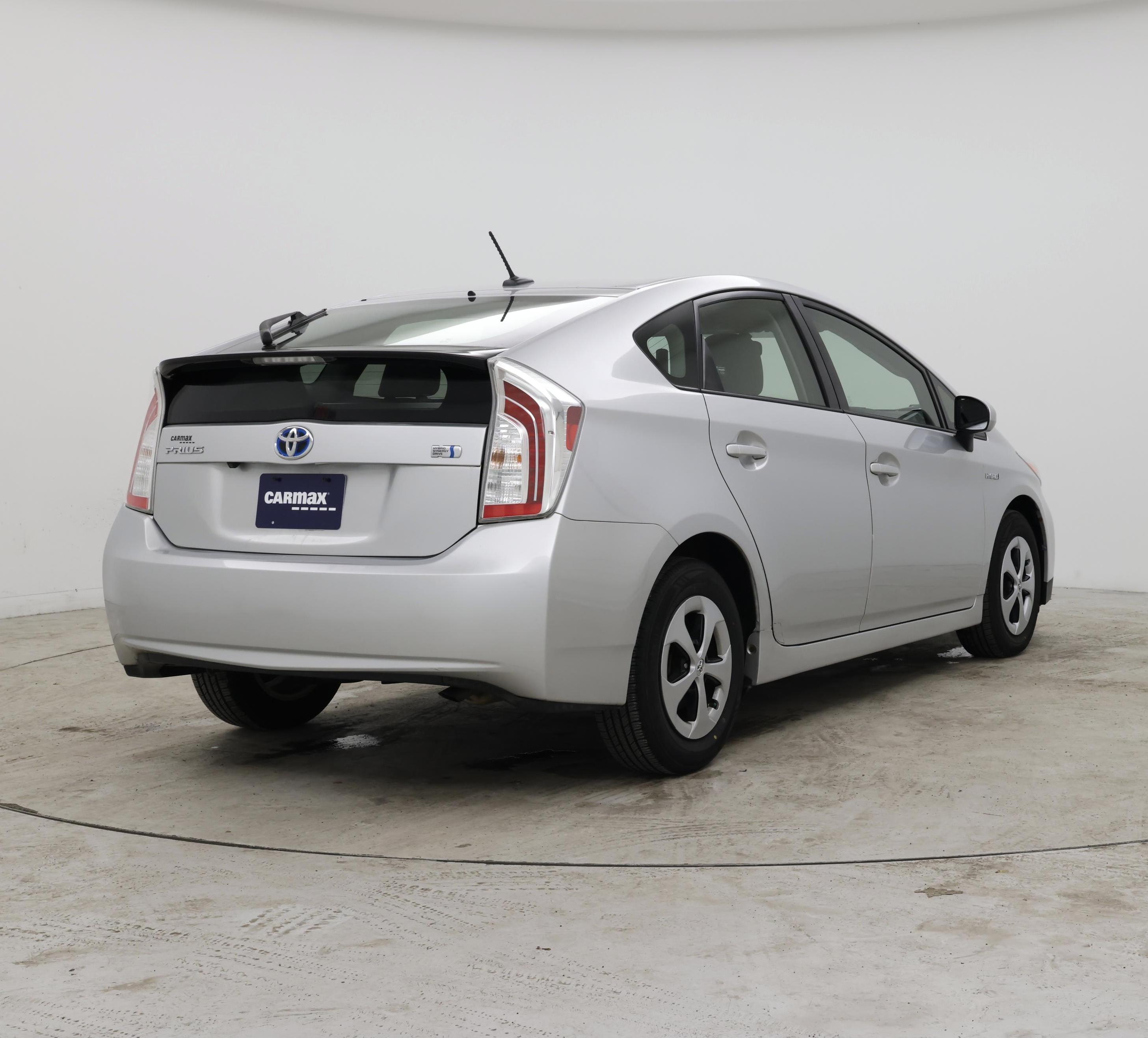 Thumbnail: 2015 Toyota Prius - 8