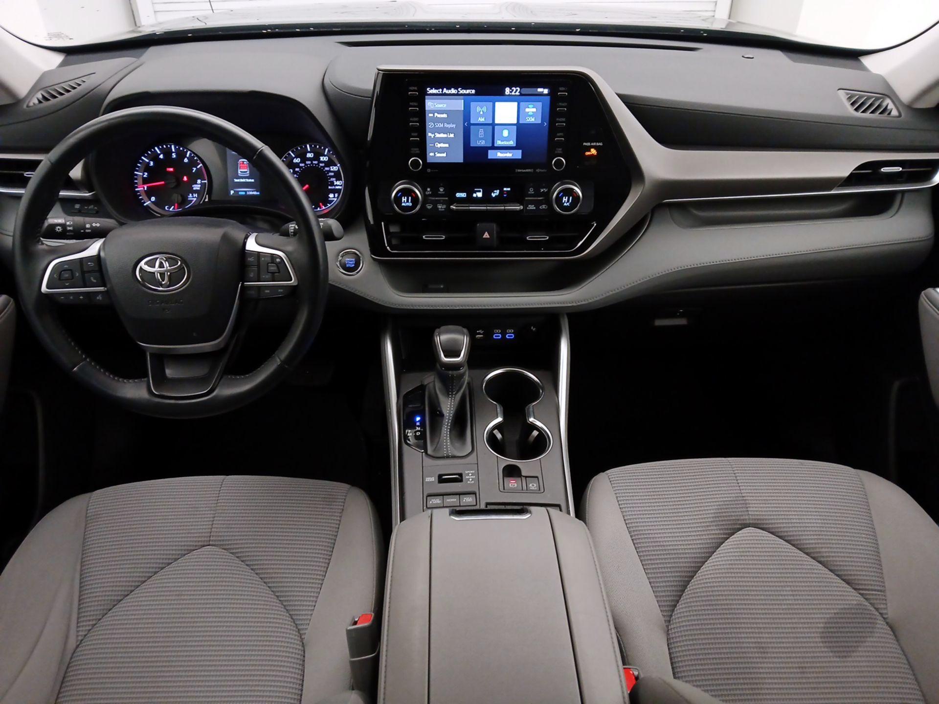 Thumbnail: 2022 Toyota Highlander - 9