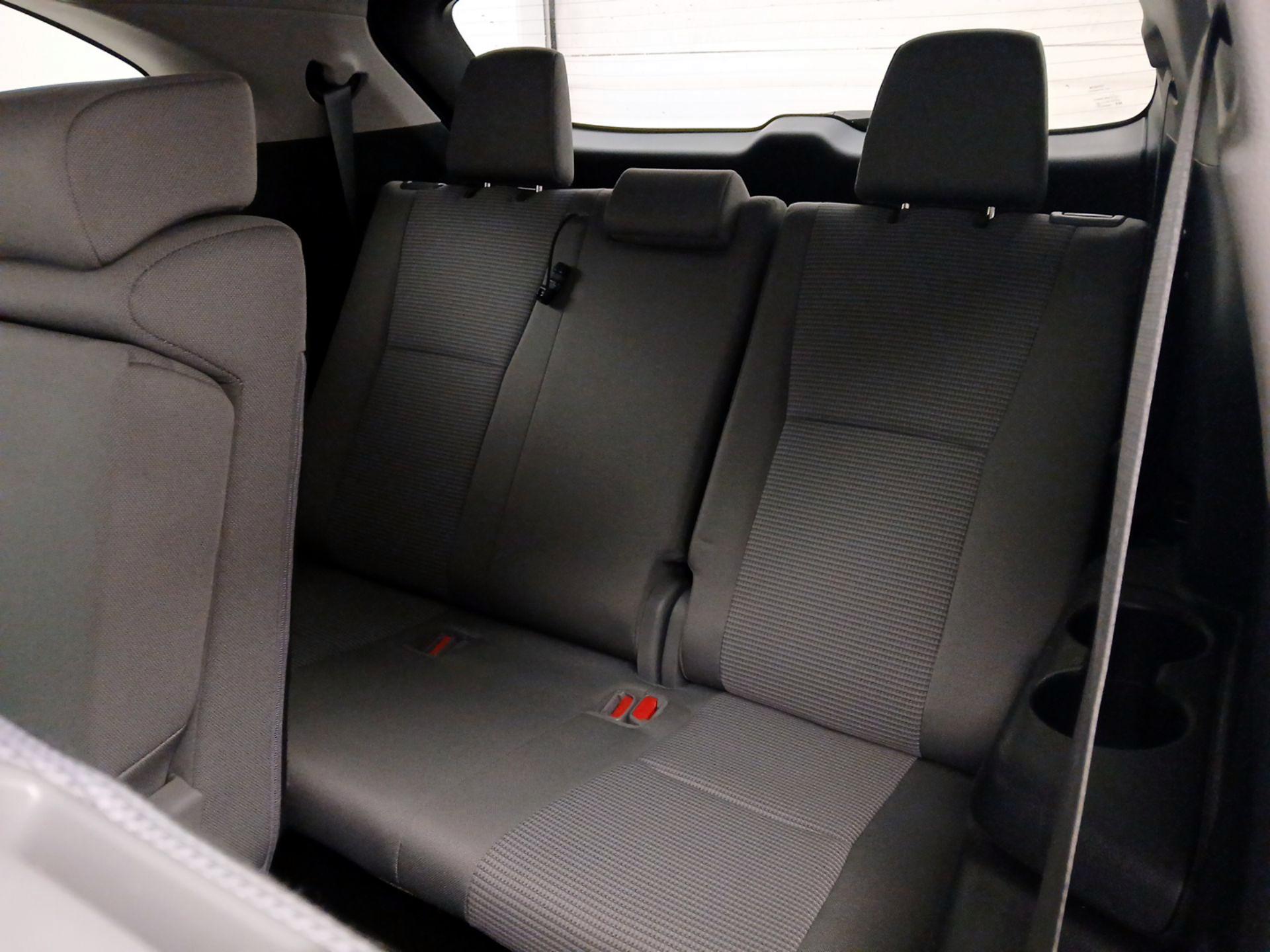 Thumbnail: 2022 Toyota Highlander - 20