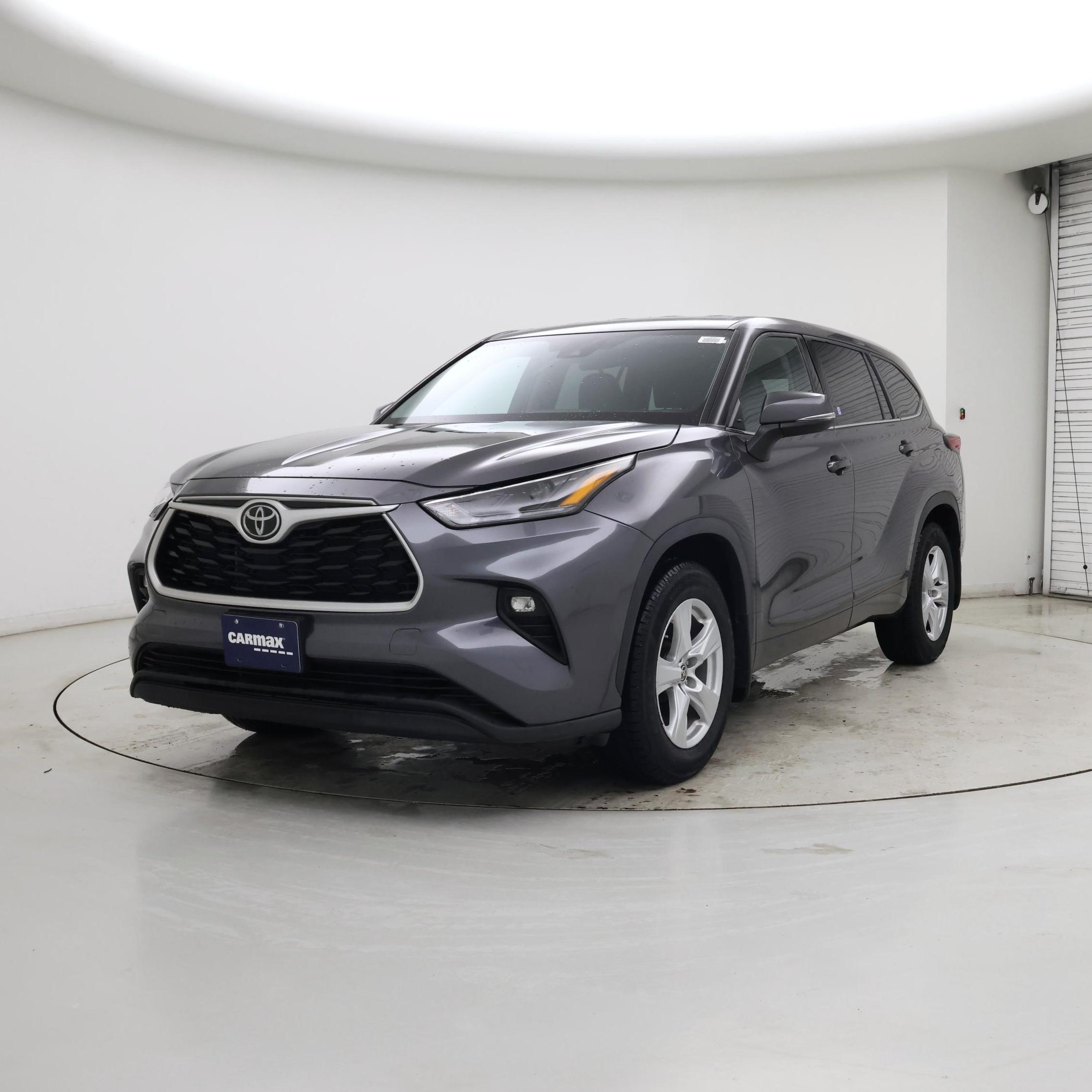 Thumbnail: 2022 Toyota Highlander - 4