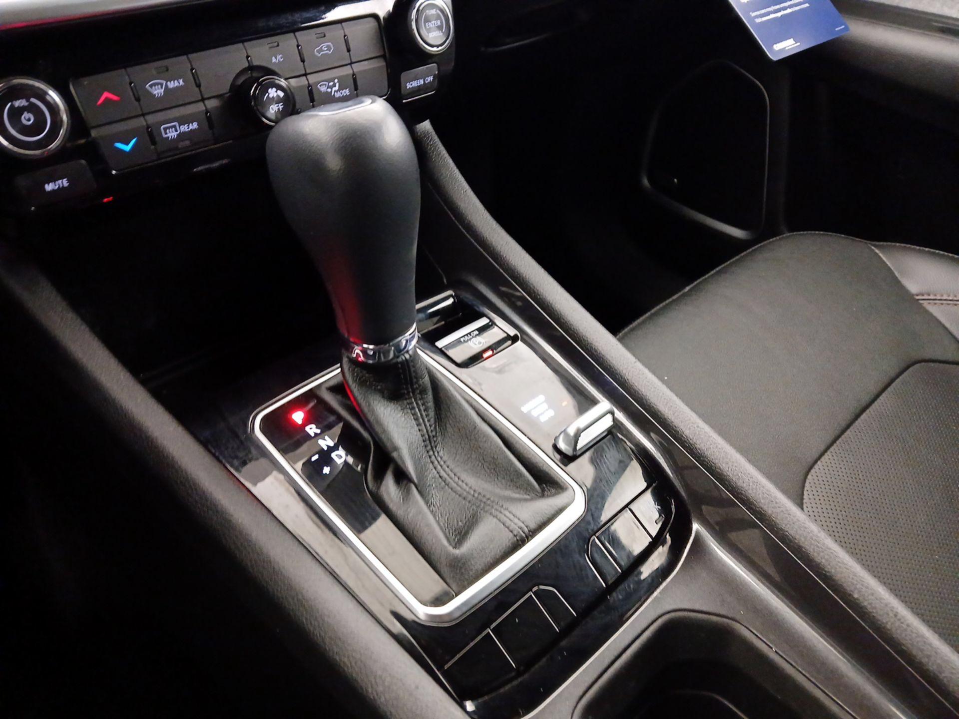 Thumbnail: 2023 Jeep Compass - 17