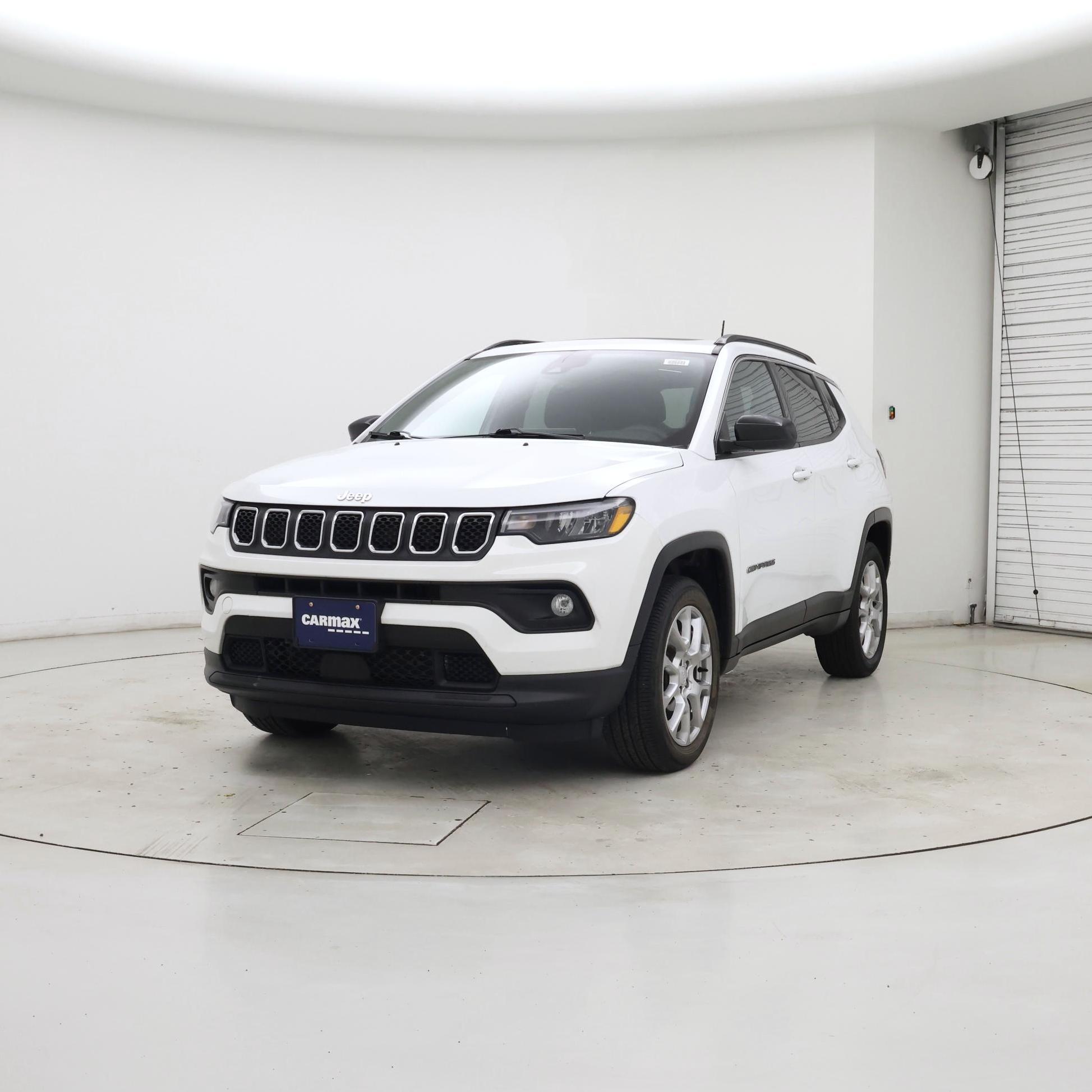 Thumbnail: 2023 Jeep Compass - 4