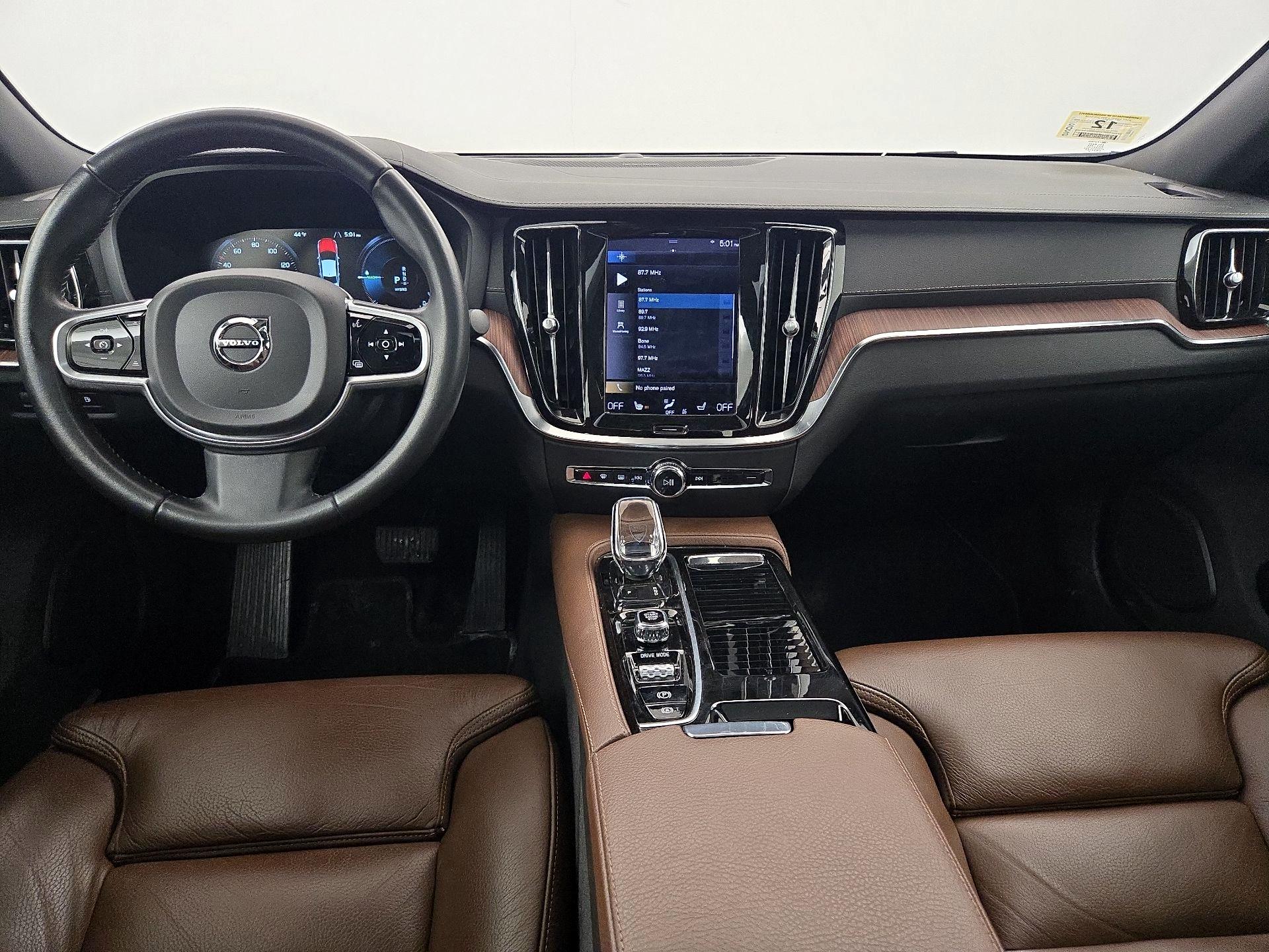 Thumbnail: 2021 Volvo S60 - 9