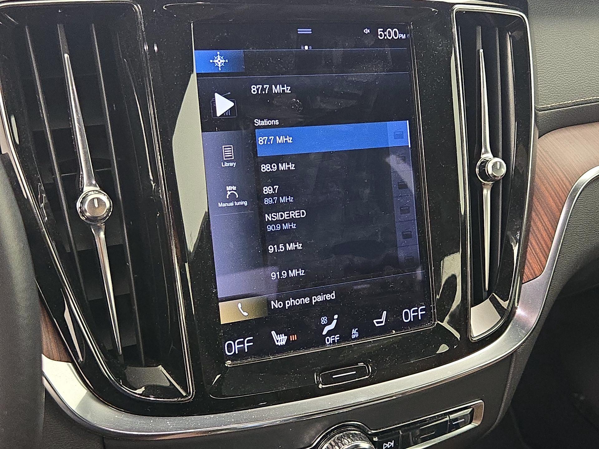 Thumbnail: 2021 Volvo S60 - 15