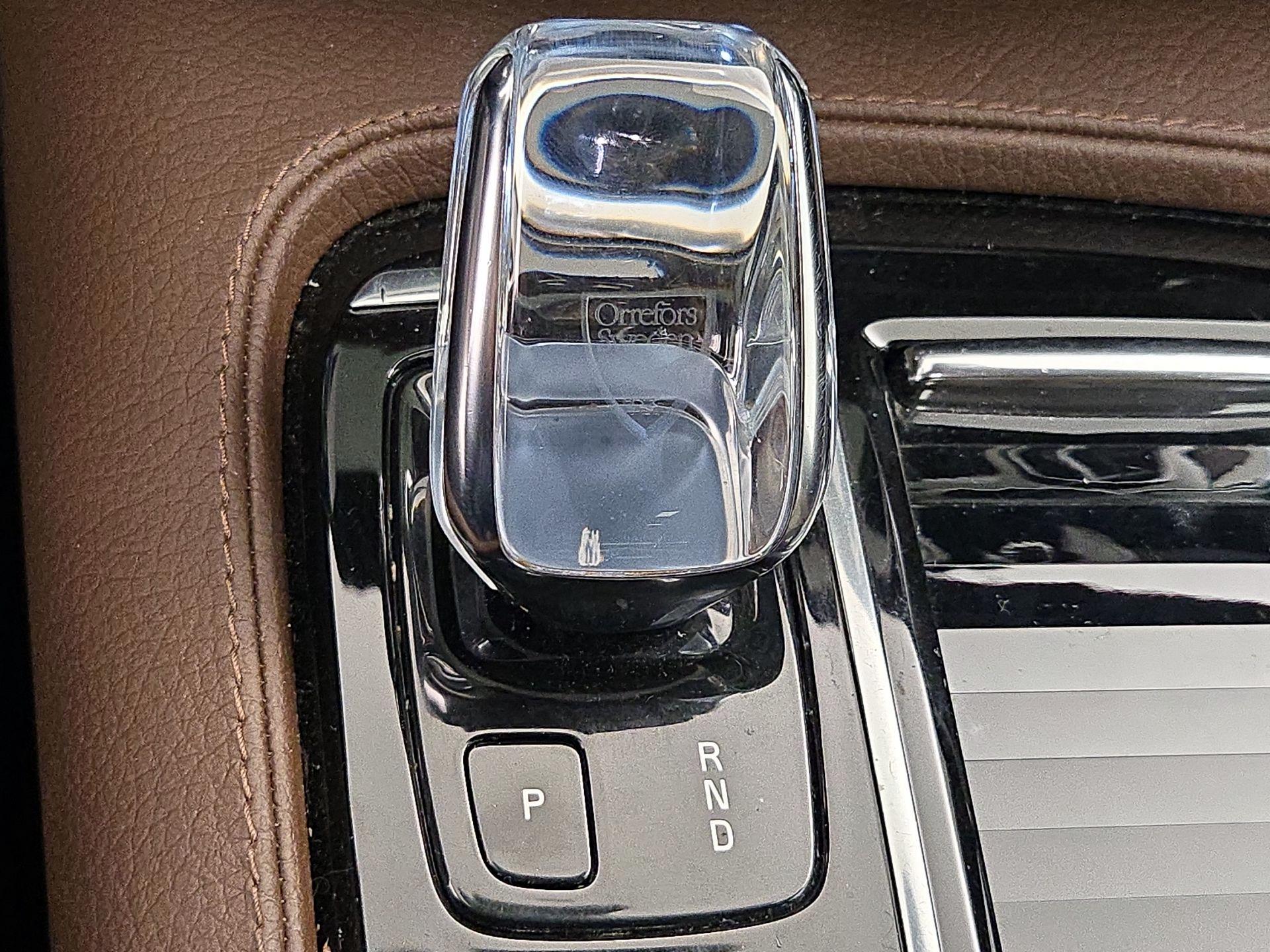 Thumbnail: 2021 Volvo S60 - 17