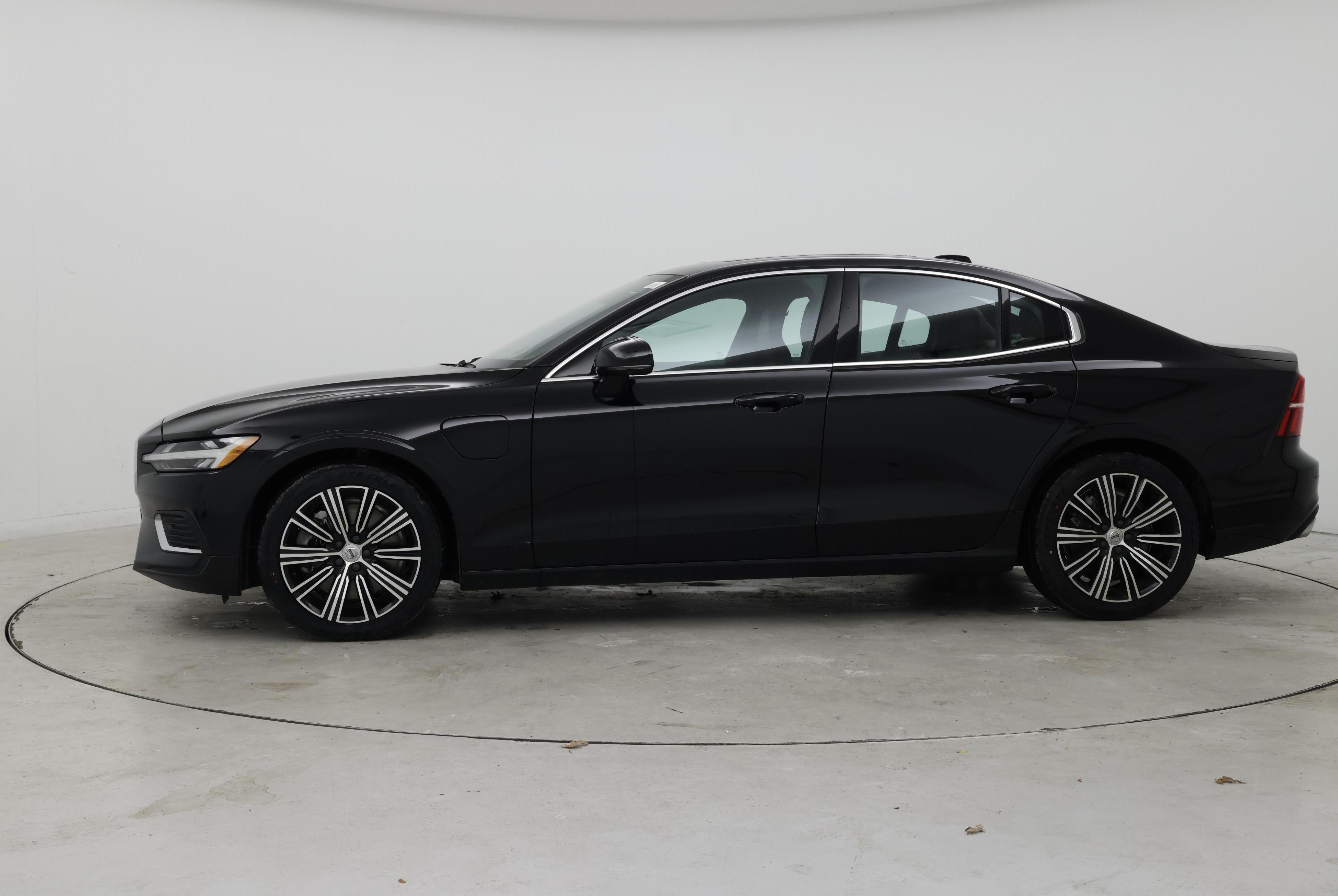 Thumbnail: 2021 Volvo S60 - 3