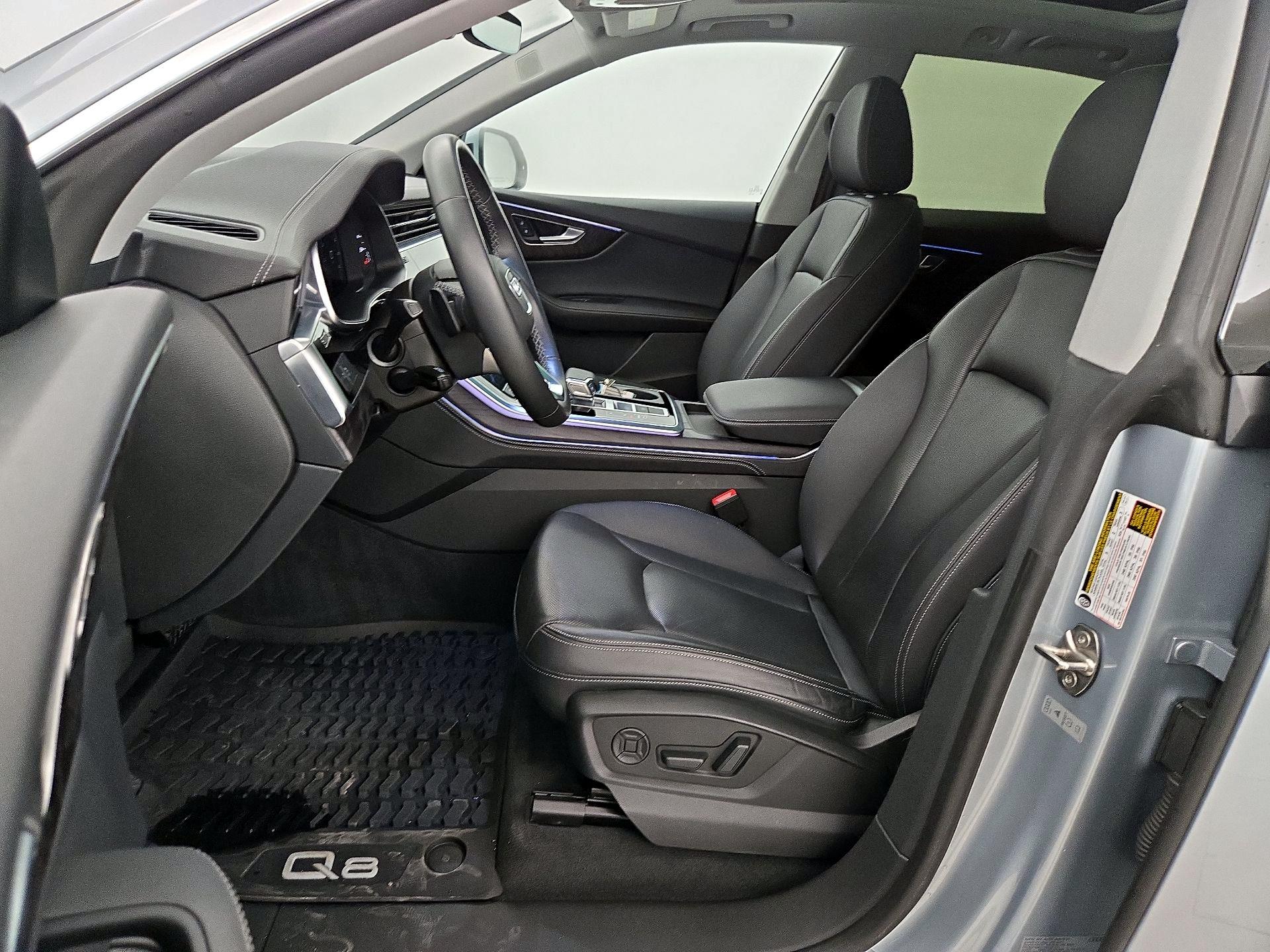 Thumbnail: 2023 Audi Q8 - 11