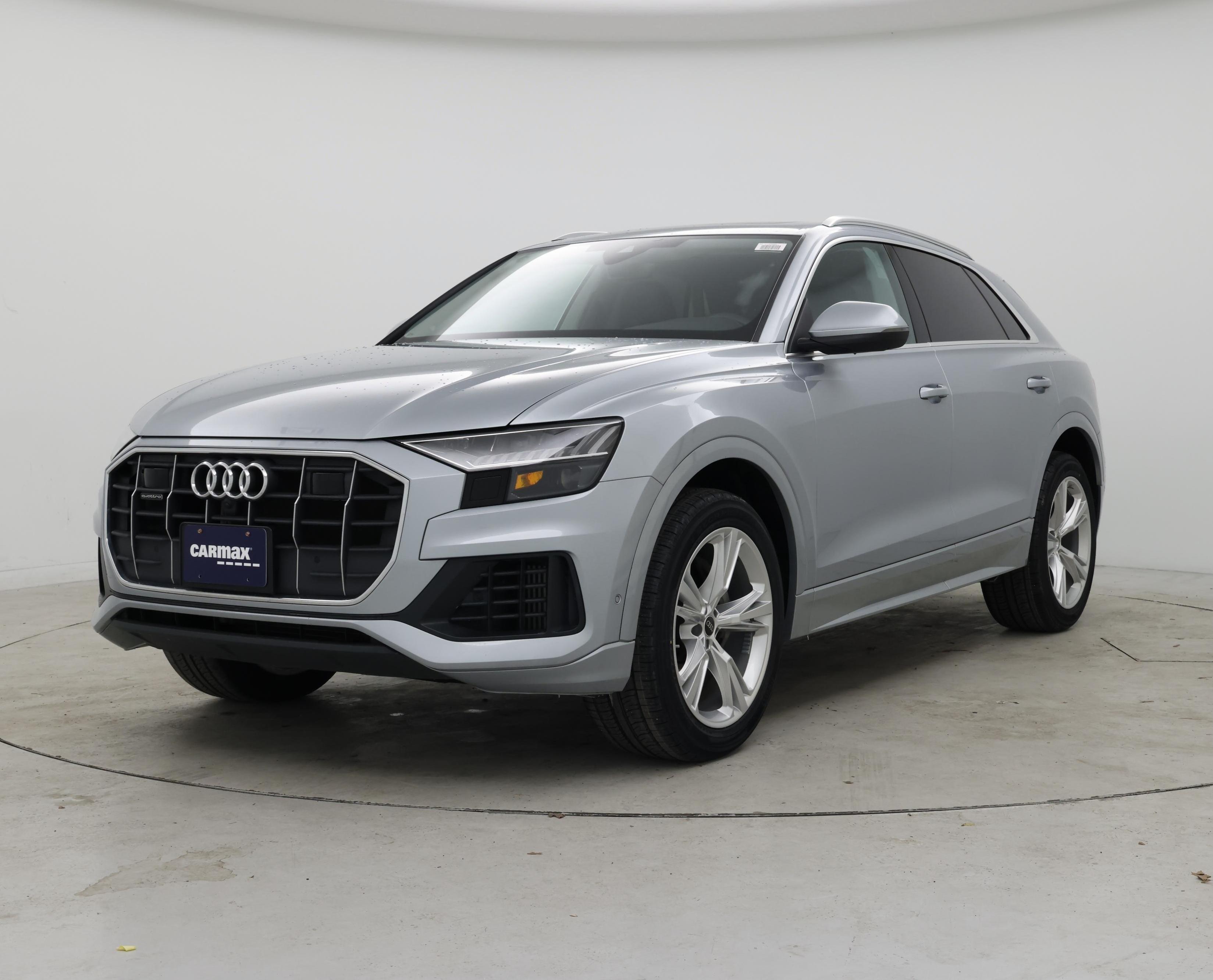 Thumbnail: 2023 Audi Q8 - 4