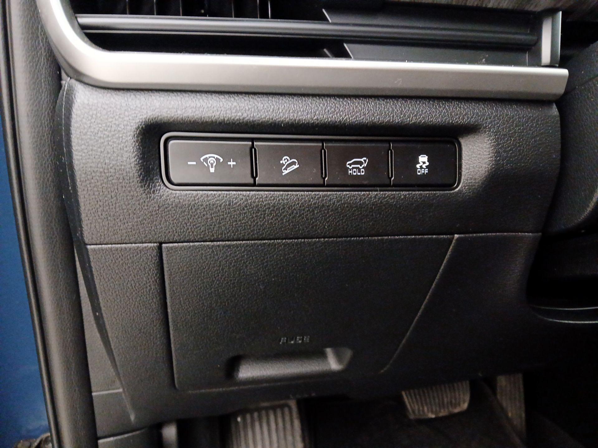 Thumbnail: 2023 Kia Telluride - 13