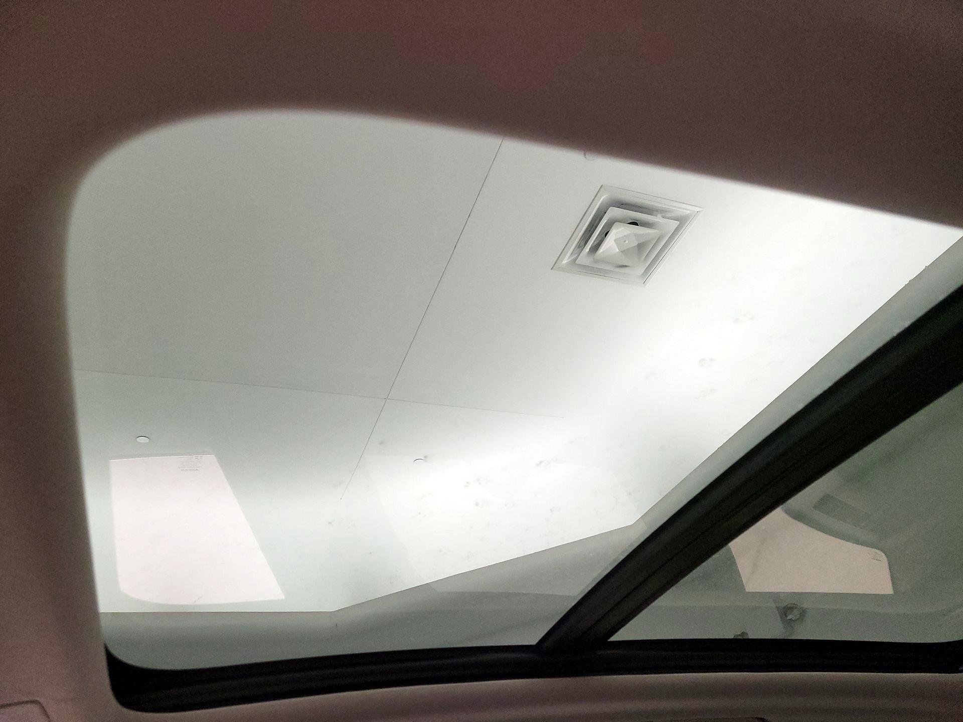 Thumbnail: 2023 Volvo XC60 - 19