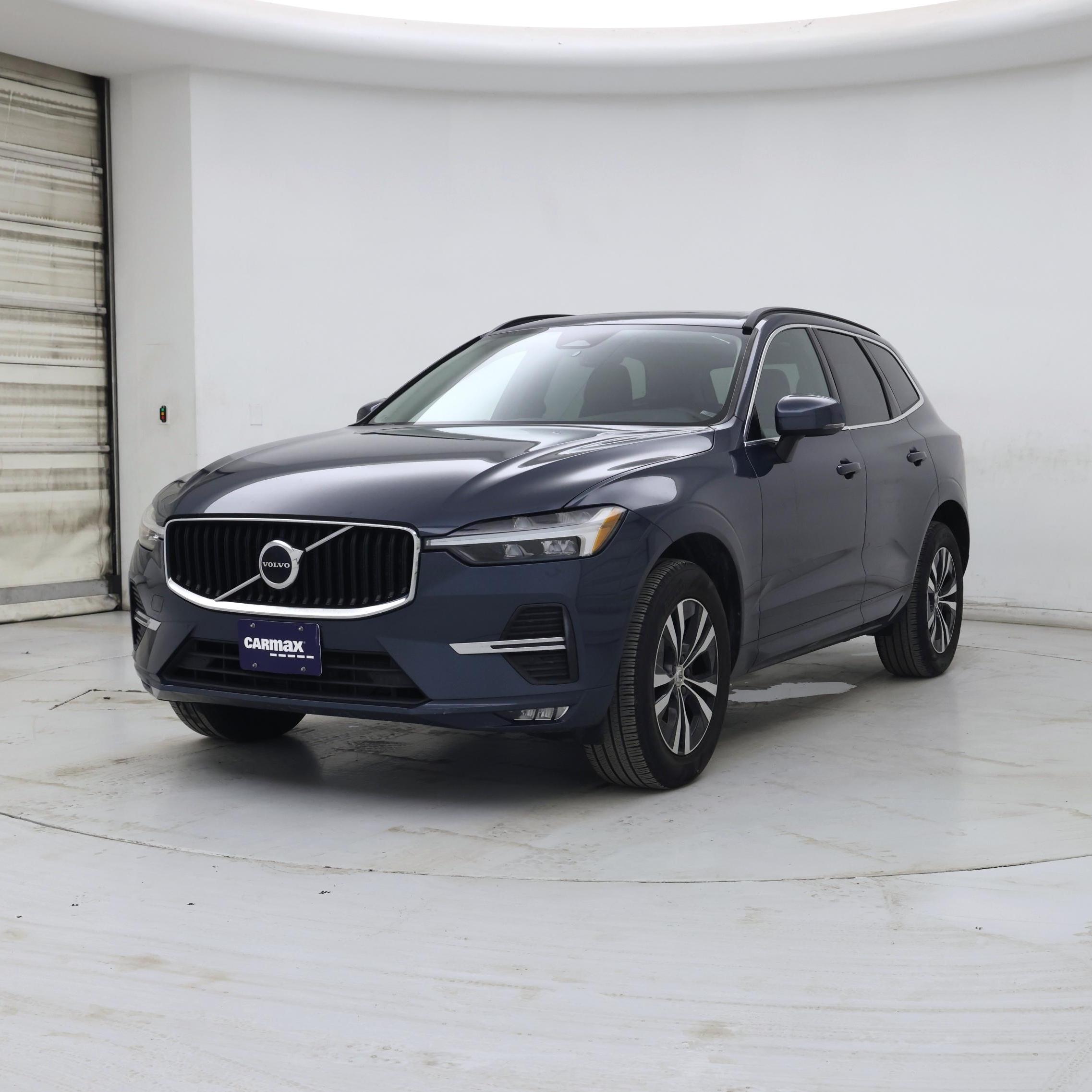 Thumbnail: 2023 Volvo XC60 - 4
