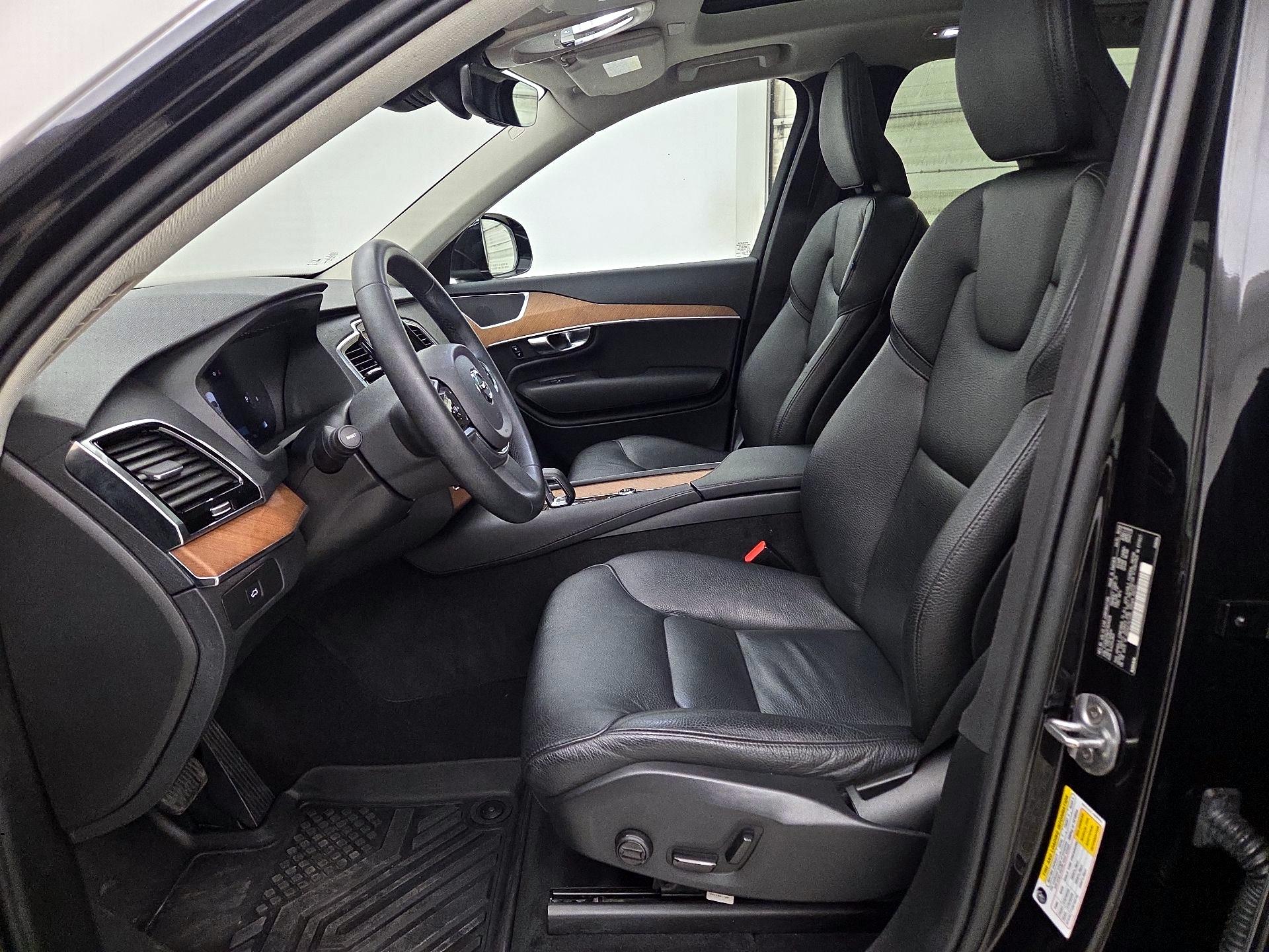 Thumbnail: 2023 Volvo XC90 - 11