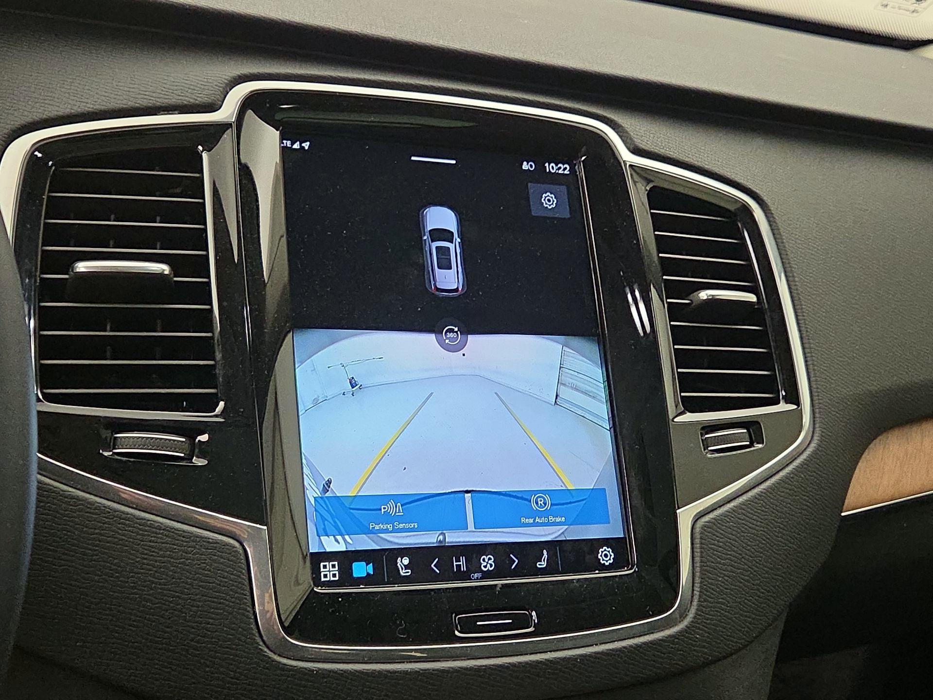 Thumbnail: 2023 Volvo XC90 - 14