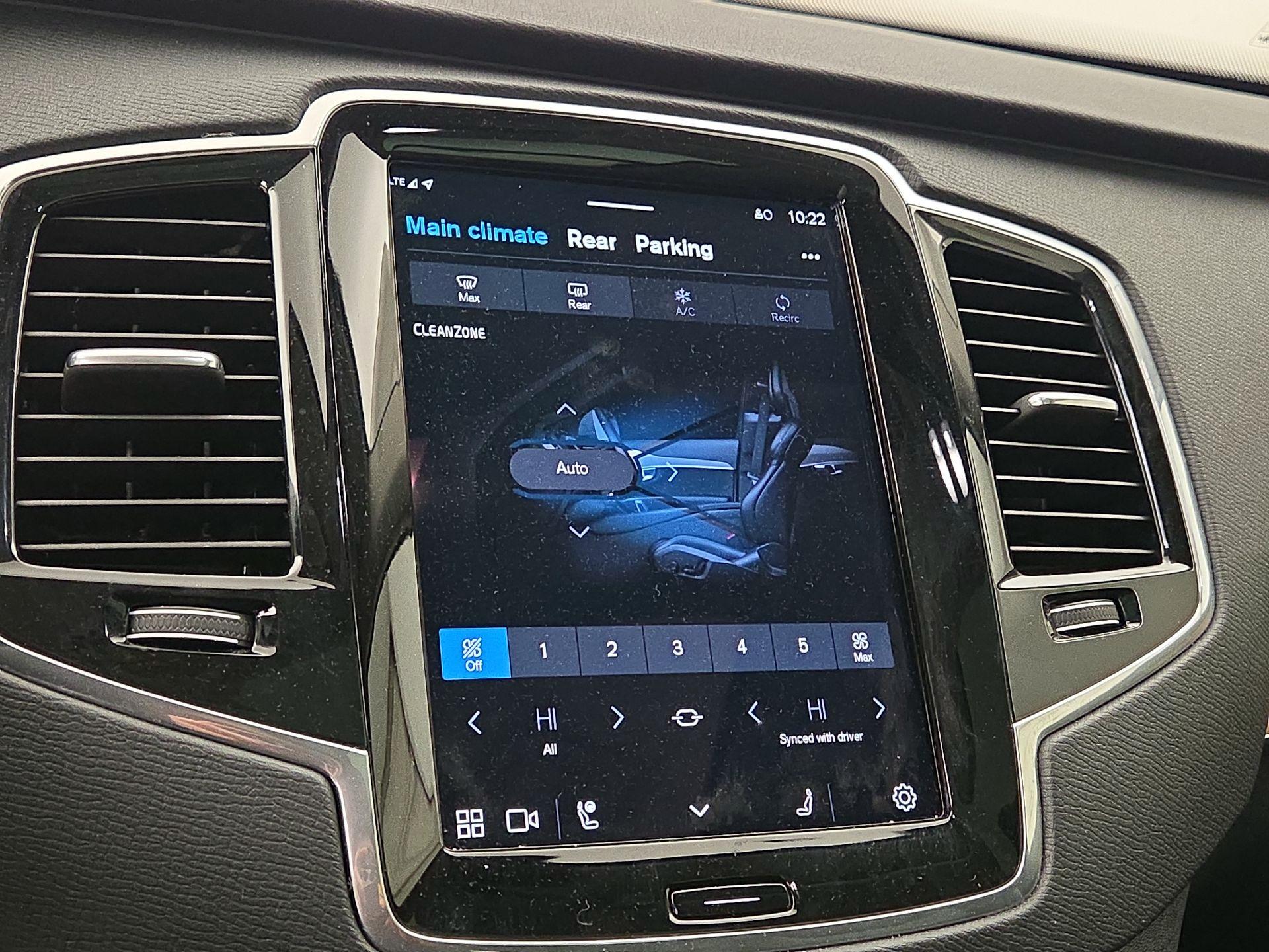 Thumbnail: 2023 Volvo XC90 - 16