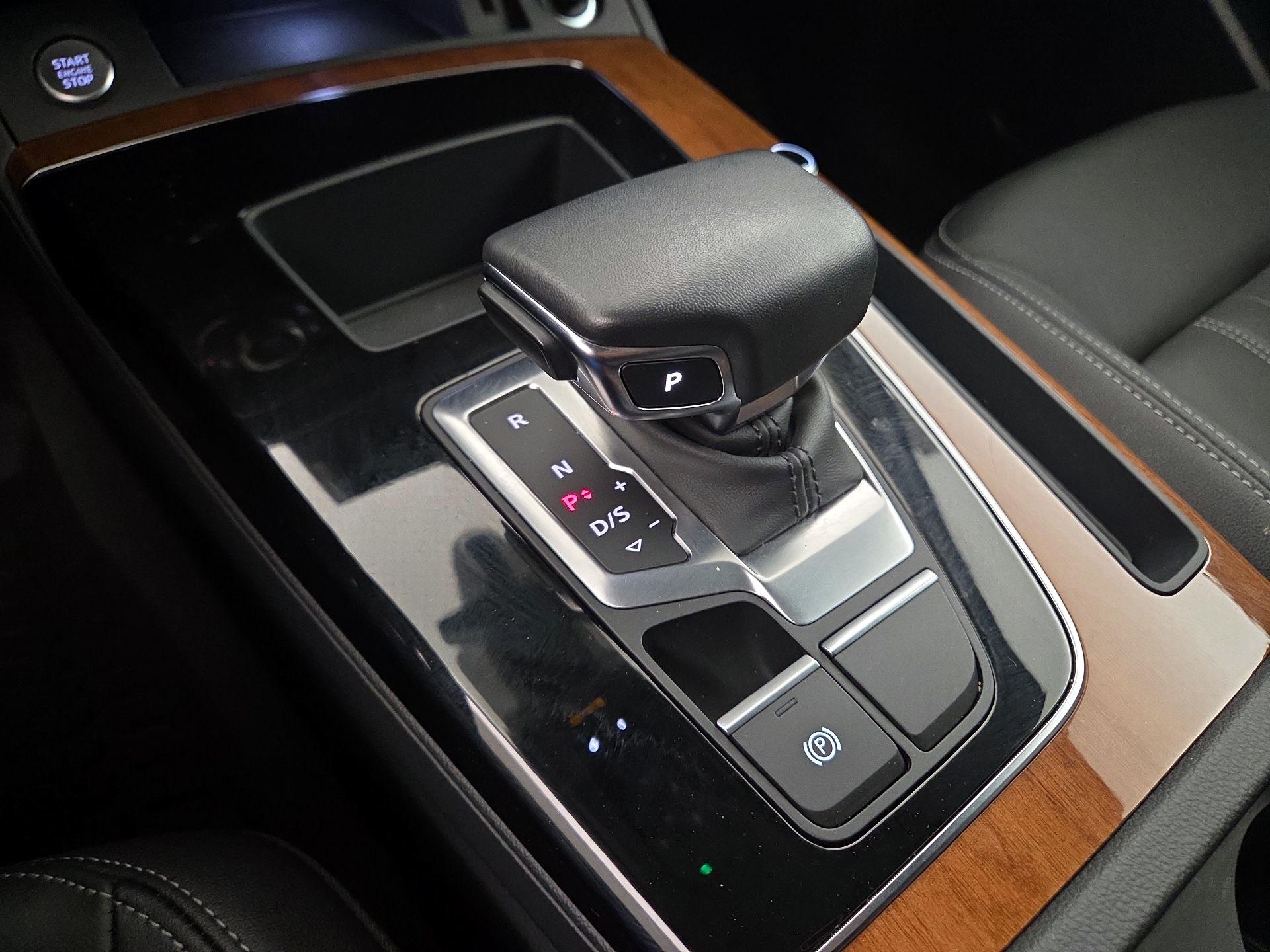 Thumbnail: 2023 Audi Q5 - 17