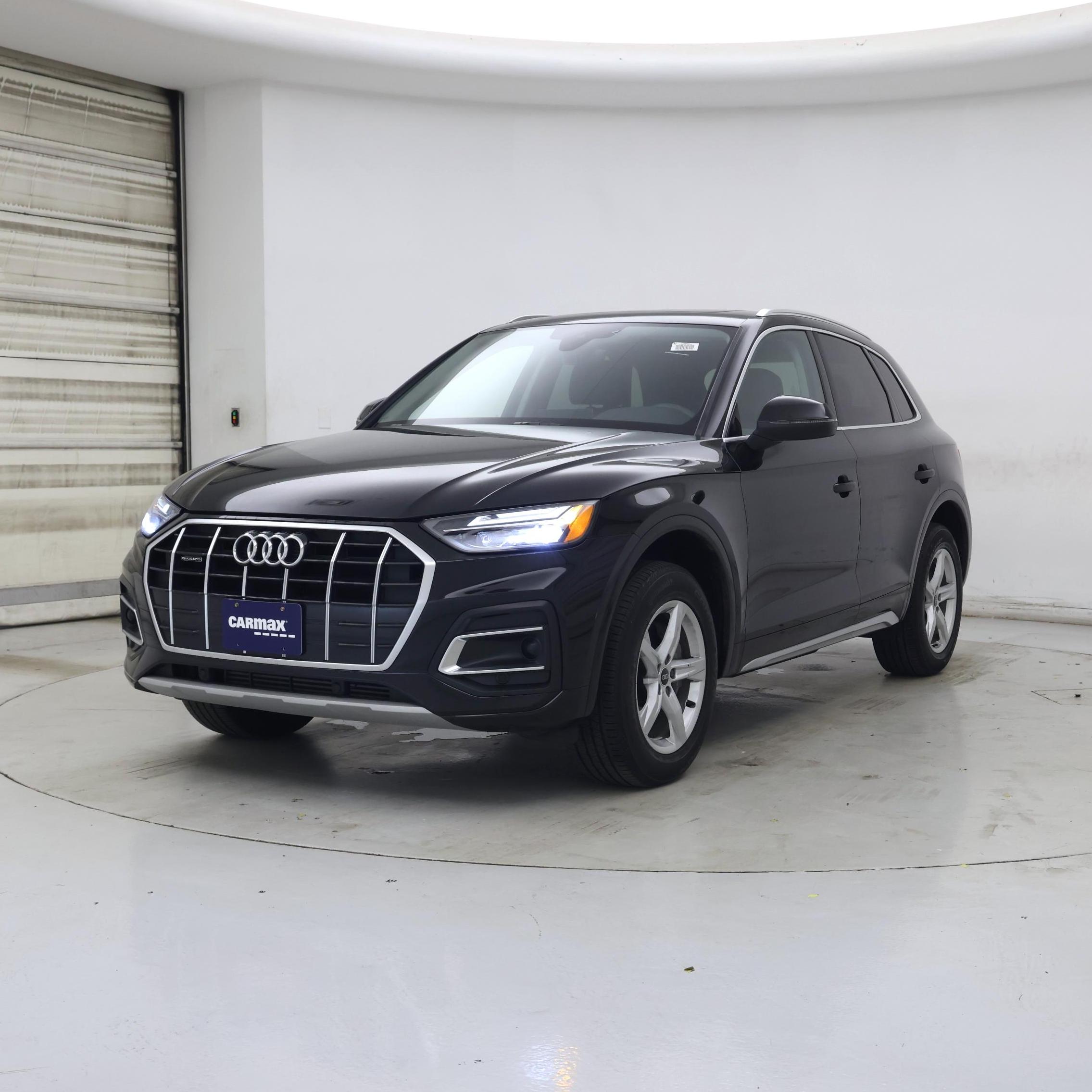 Thumbnail: 2023 Audi Q5 - 4