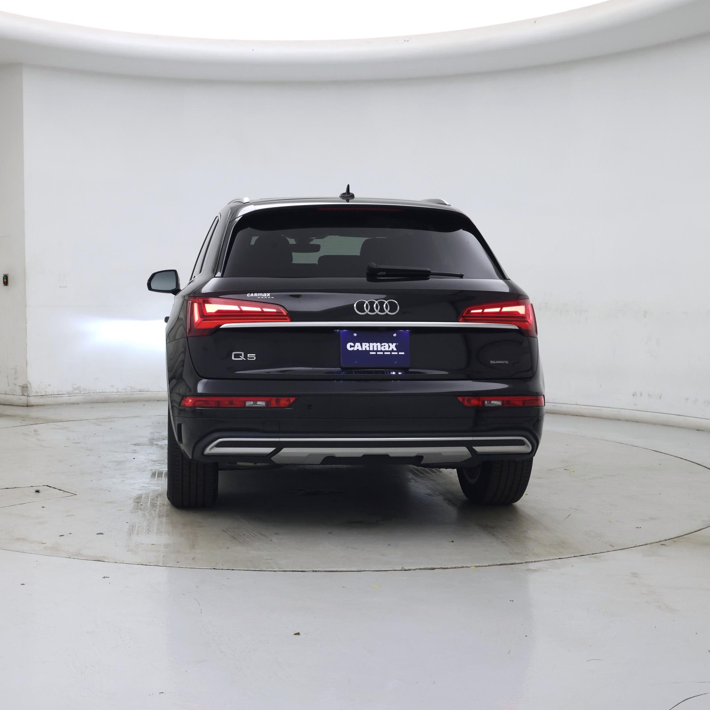 Thumbnail: 2023 Audi Q5 - 6