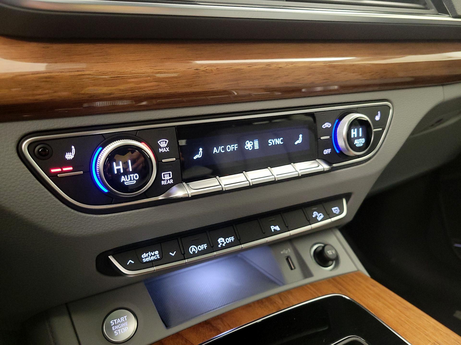 Thumbnail: 2022 Audi Q5 - 17