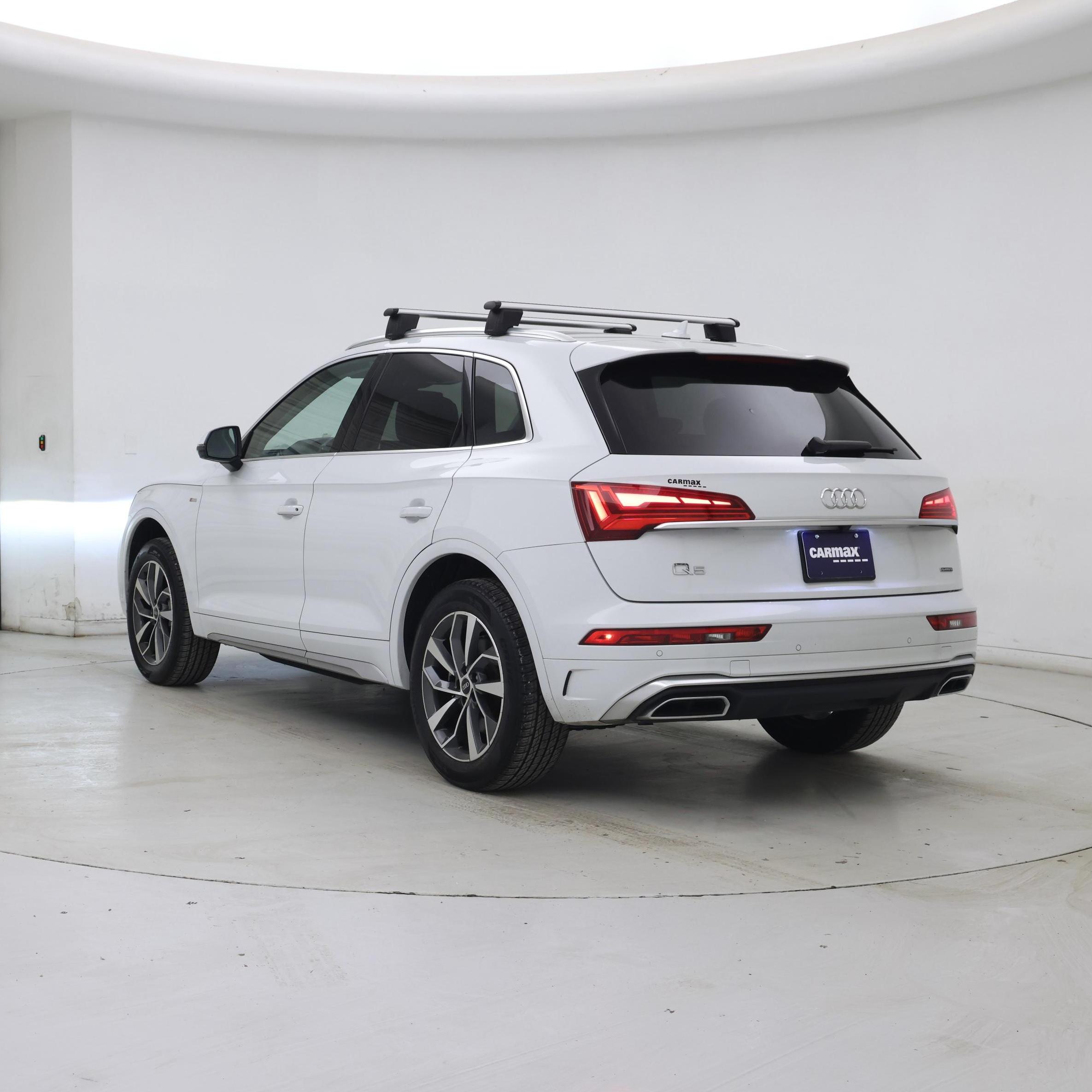 Thumbnail: 2022 Audi Q5 - 2