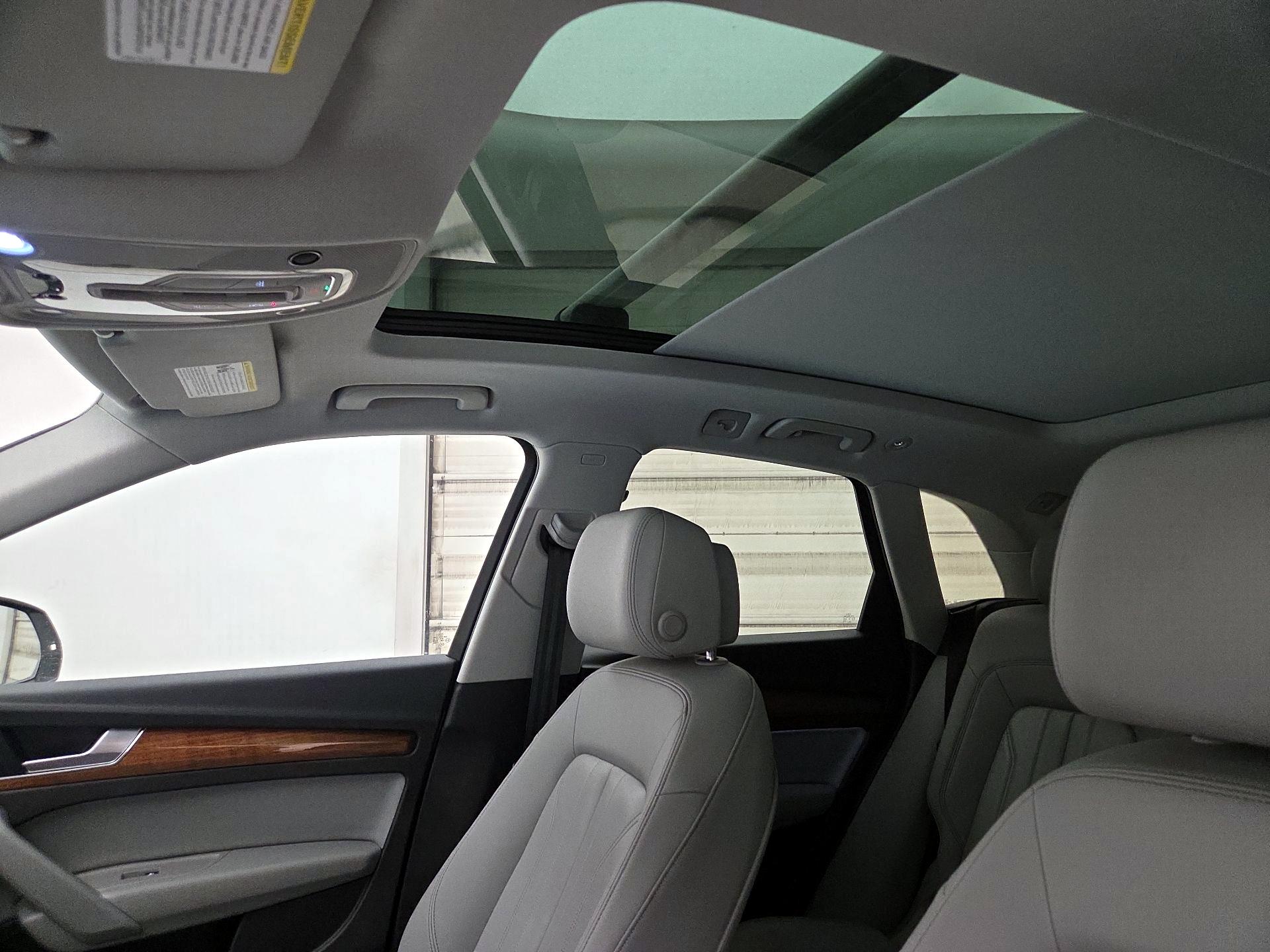 Thumbnail: 2022 Audi Q5 - 19