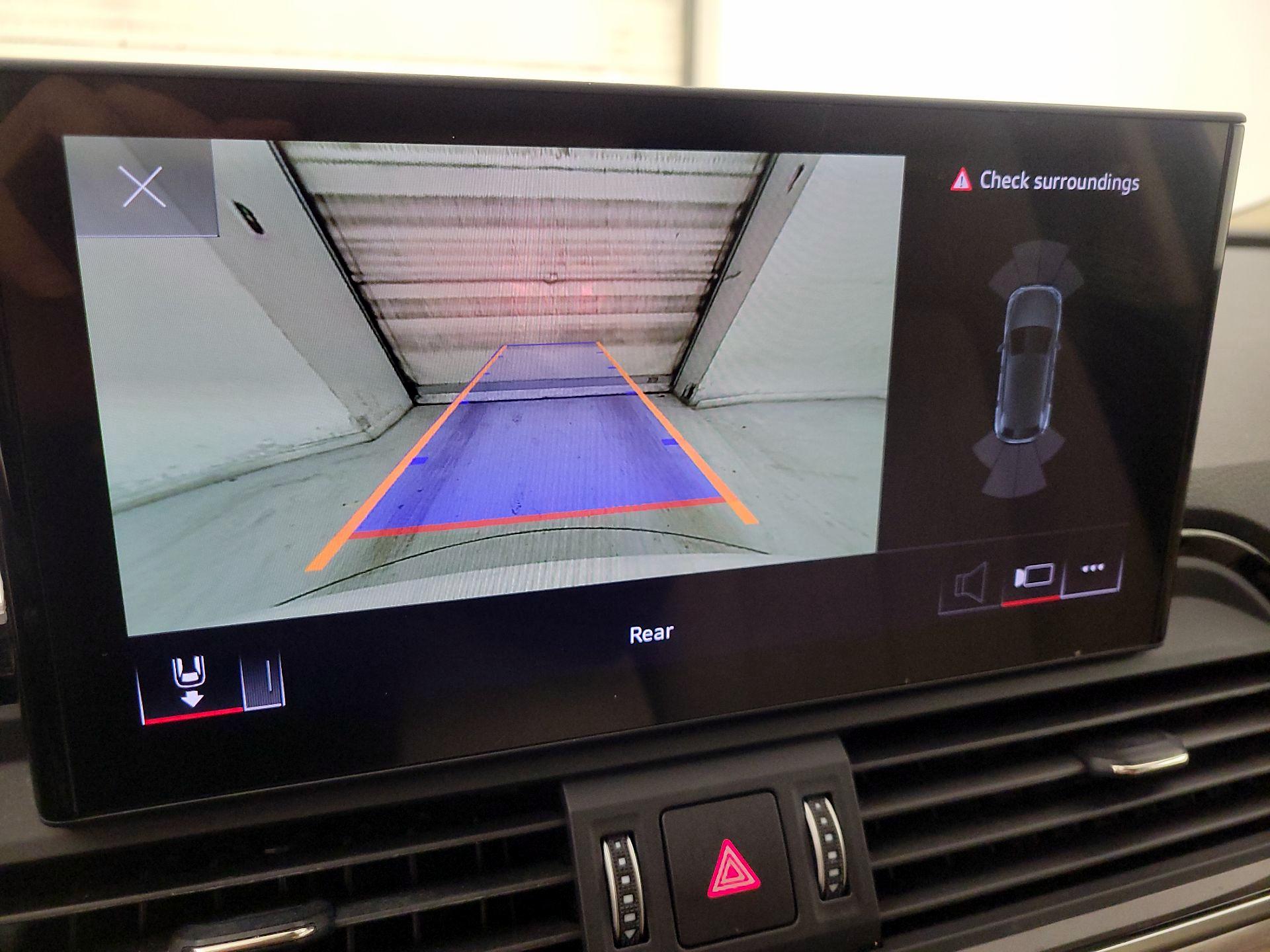 Thumbnail: 2022 Audi Q5 - 15