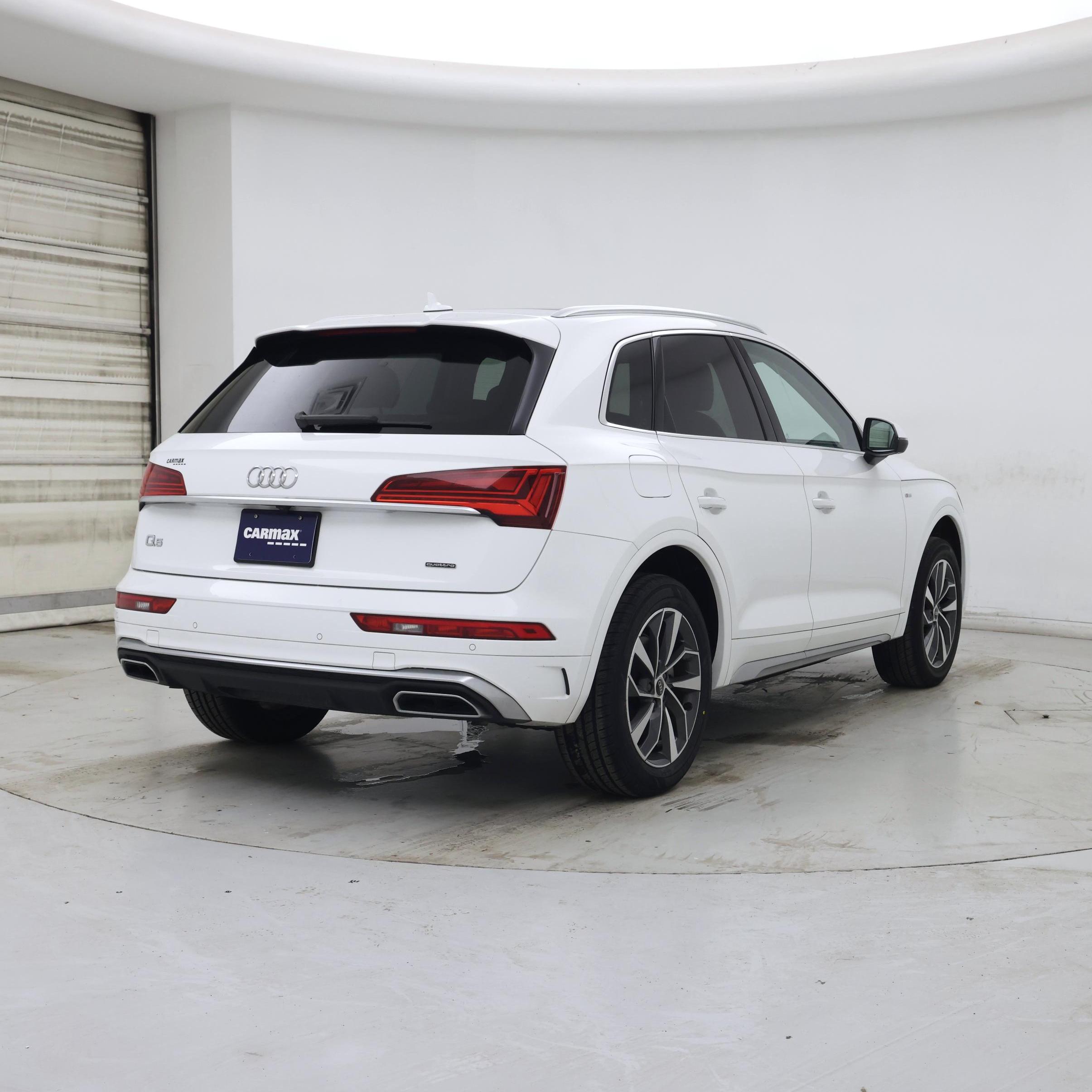 Thumbnail: 2022 Audi Q5 - 8