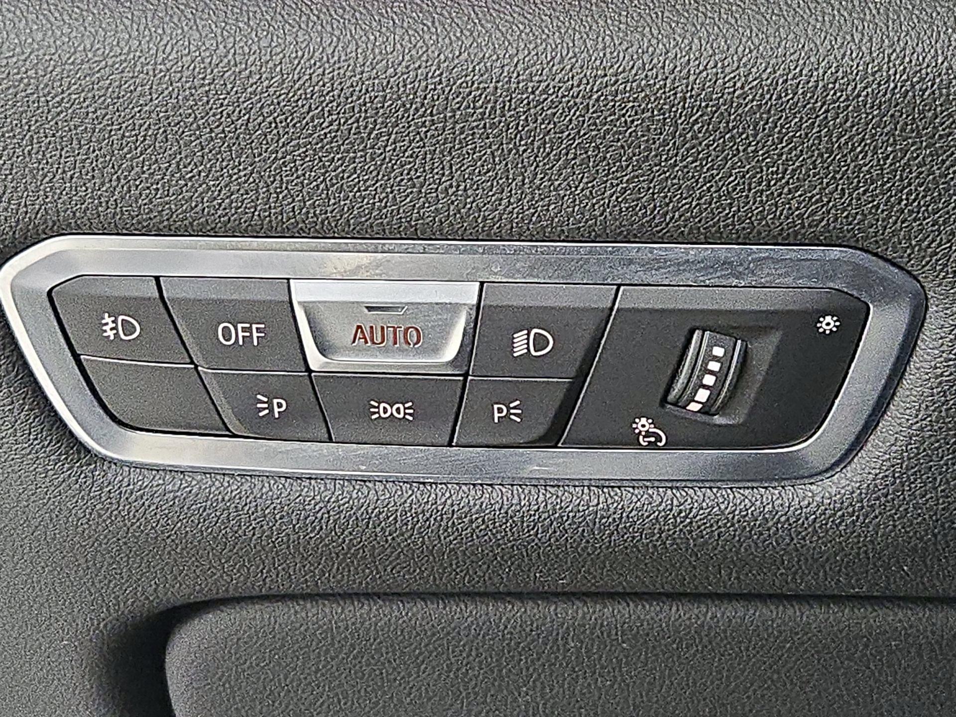 Thumbnail: 2019 BMW X5 - 13