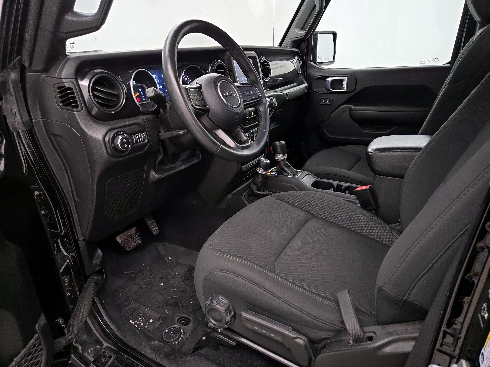 Thumbnail: 2022 Jeep Gladiator - 11