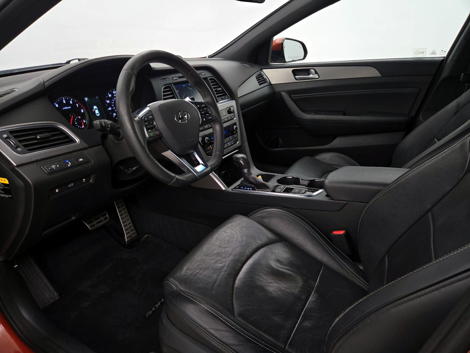 Thumbnail: 2015 Hyundai Sonata - 11