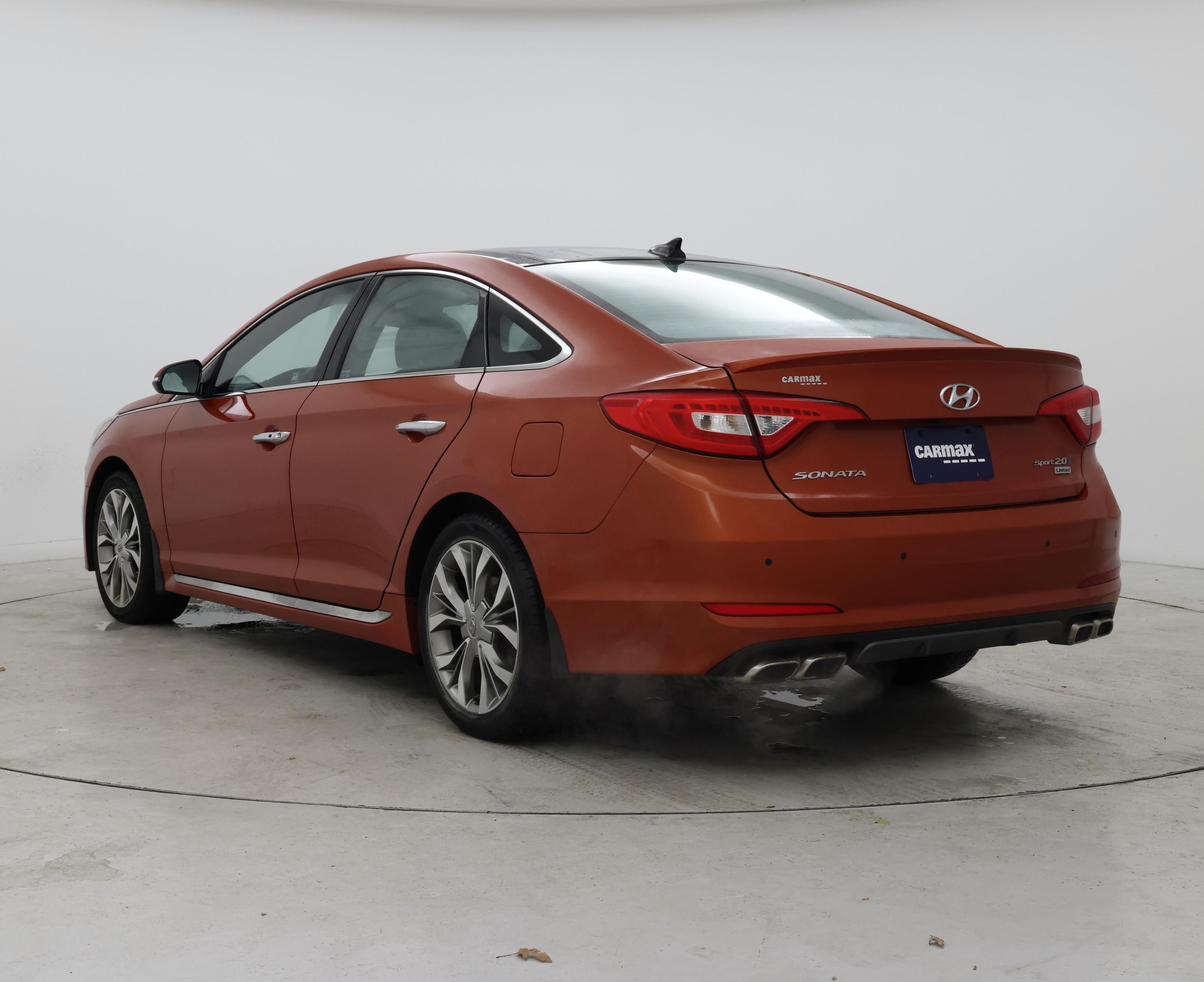 Thumbnail: 2015 Hyundai Sonata - 2