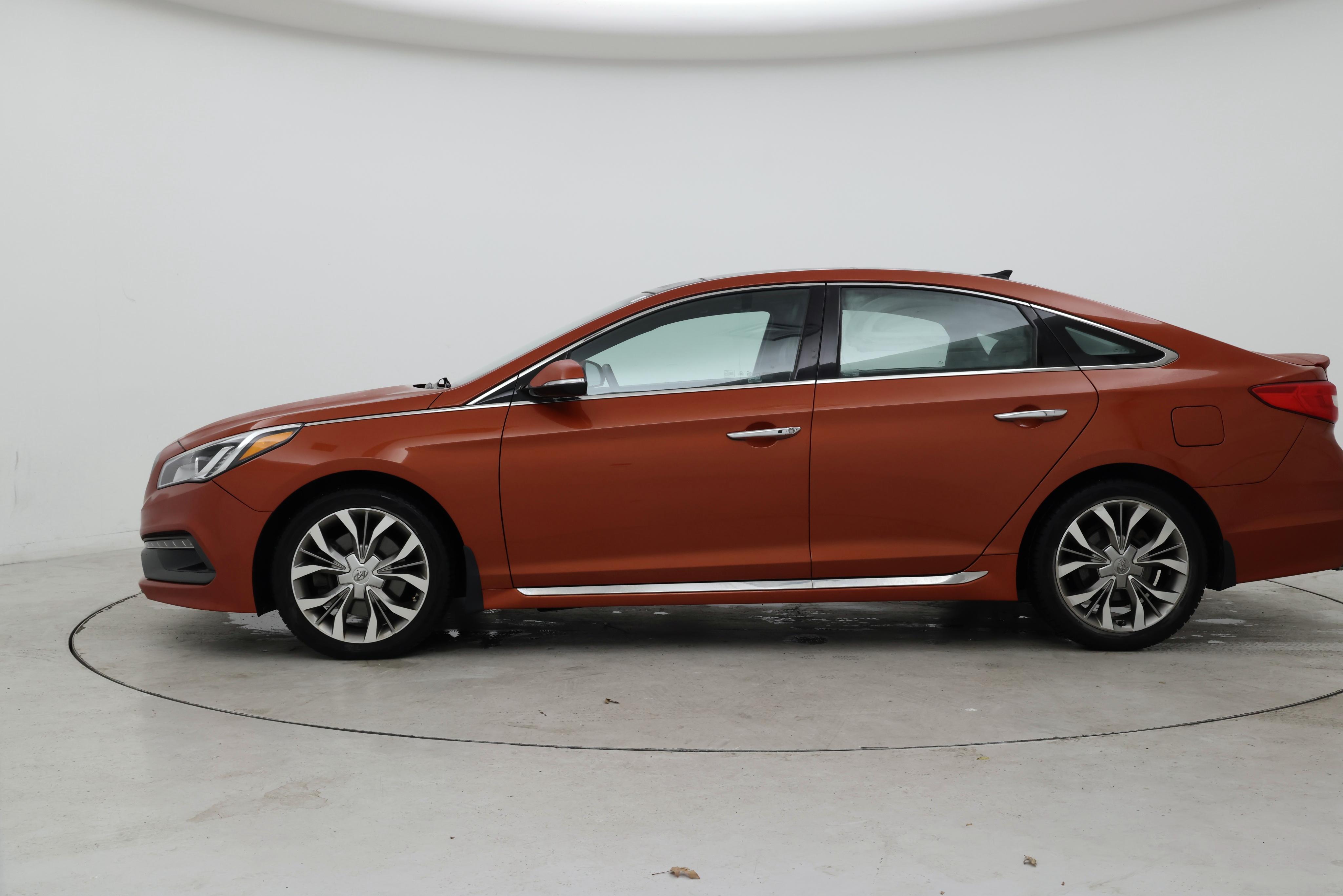 Thumbnail: 2015 Hyundai Sonata - 3