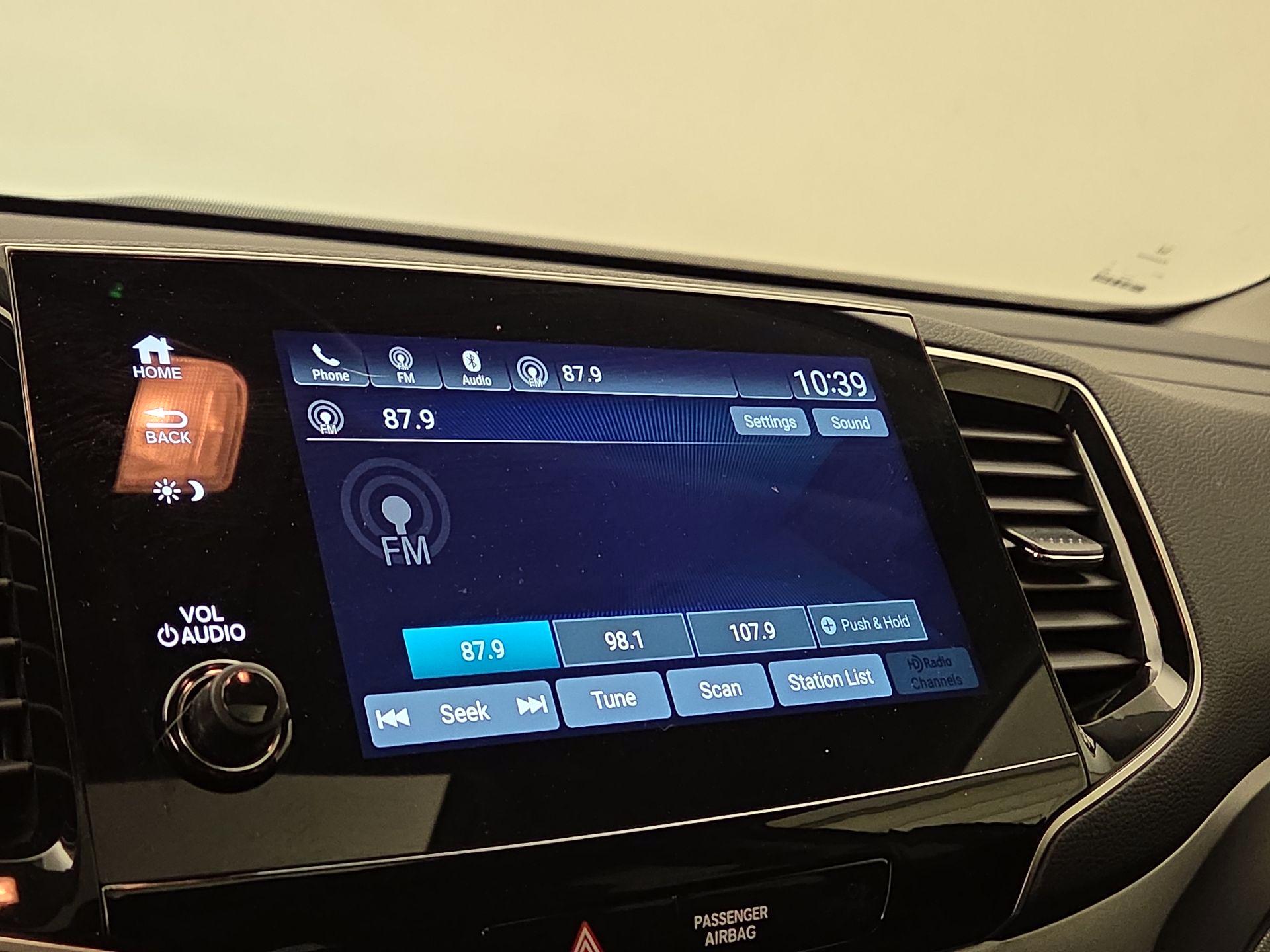 Thumbnail: 2019 Honda Pilot - 15