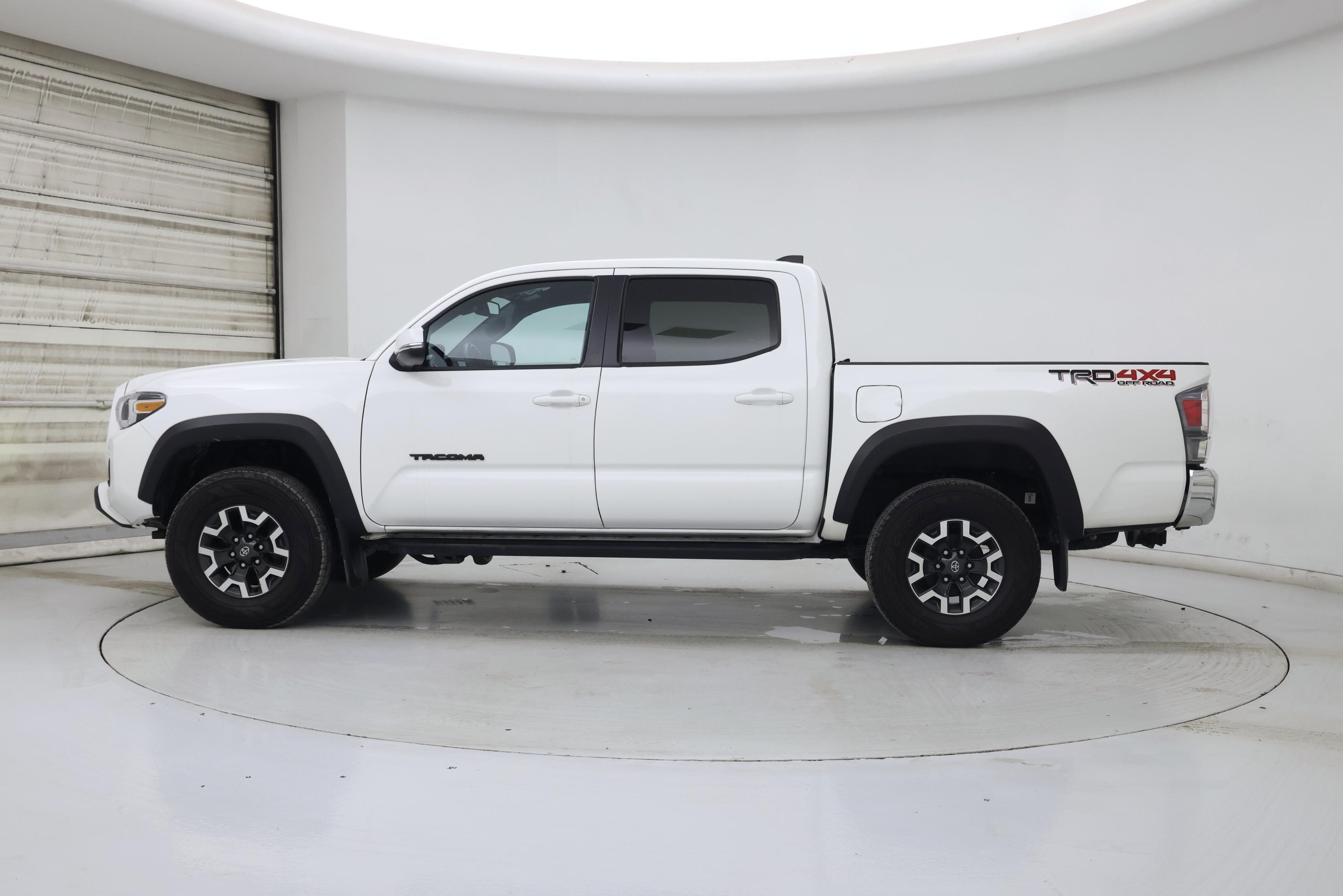 Thumbnail: 2023 Toyota Tacoma - 3