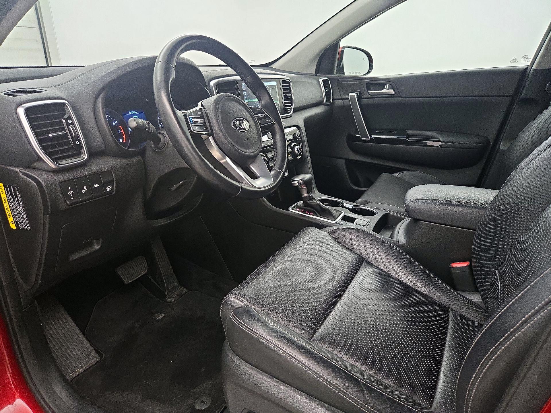 Thumbnail: 2020 Kia Sportage - 11