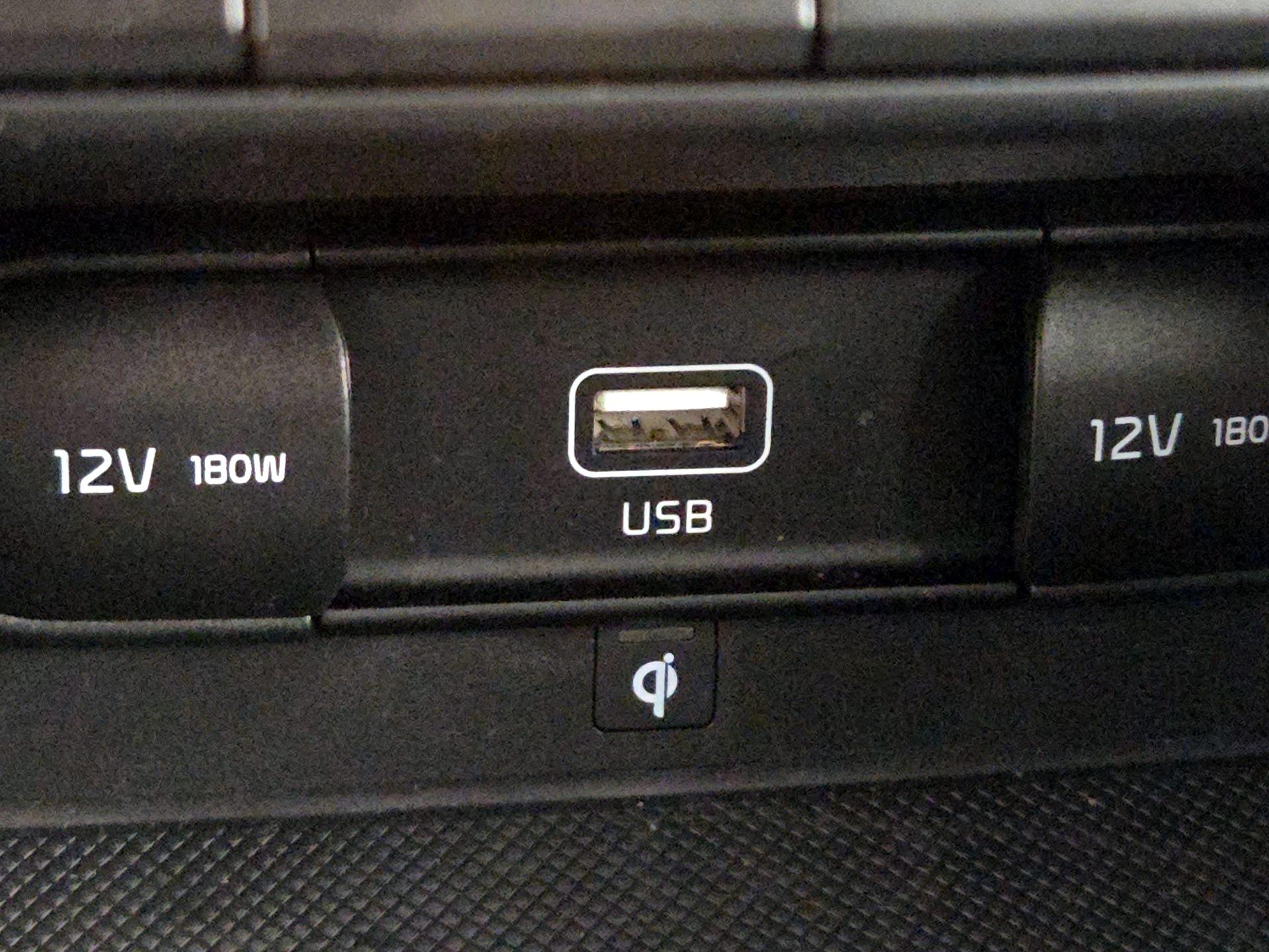 Thumbnail: 2020 Kia Sportage - 19